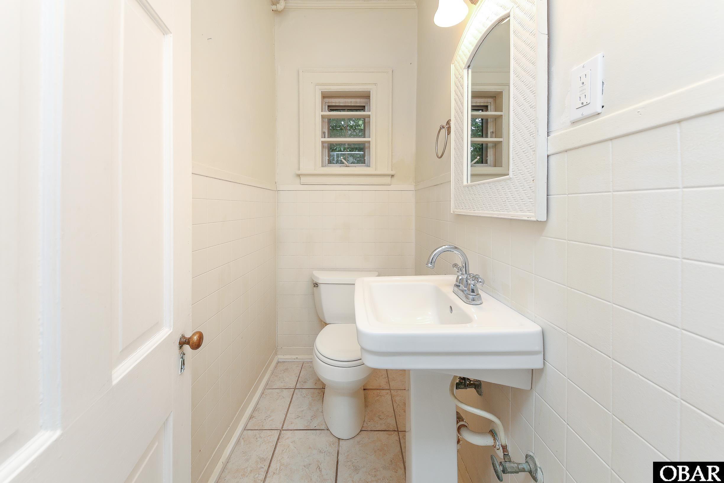 506 Church Street, Elizabeth City, NC 27909, 4 Bedrooms Bedrooms, ,2 BathroomsBathrooms,Residential,For sale,Church Street,126571