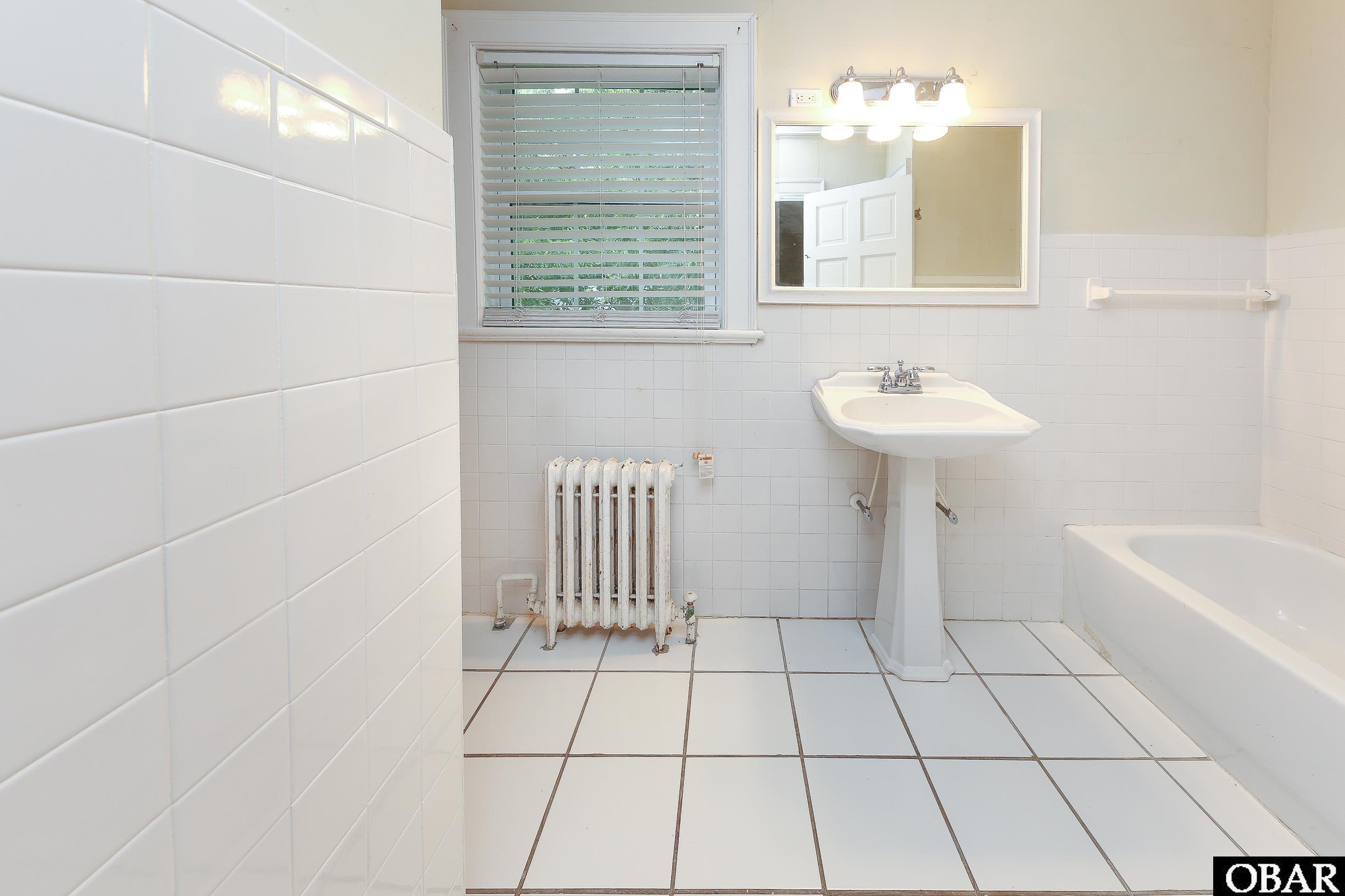 506 Church Street, Elizabeth City, NC 27909, 4 Bedrooms Bedrooms, ,2 BathroomsBathrooms,Residential,For sale,Church Street,126571