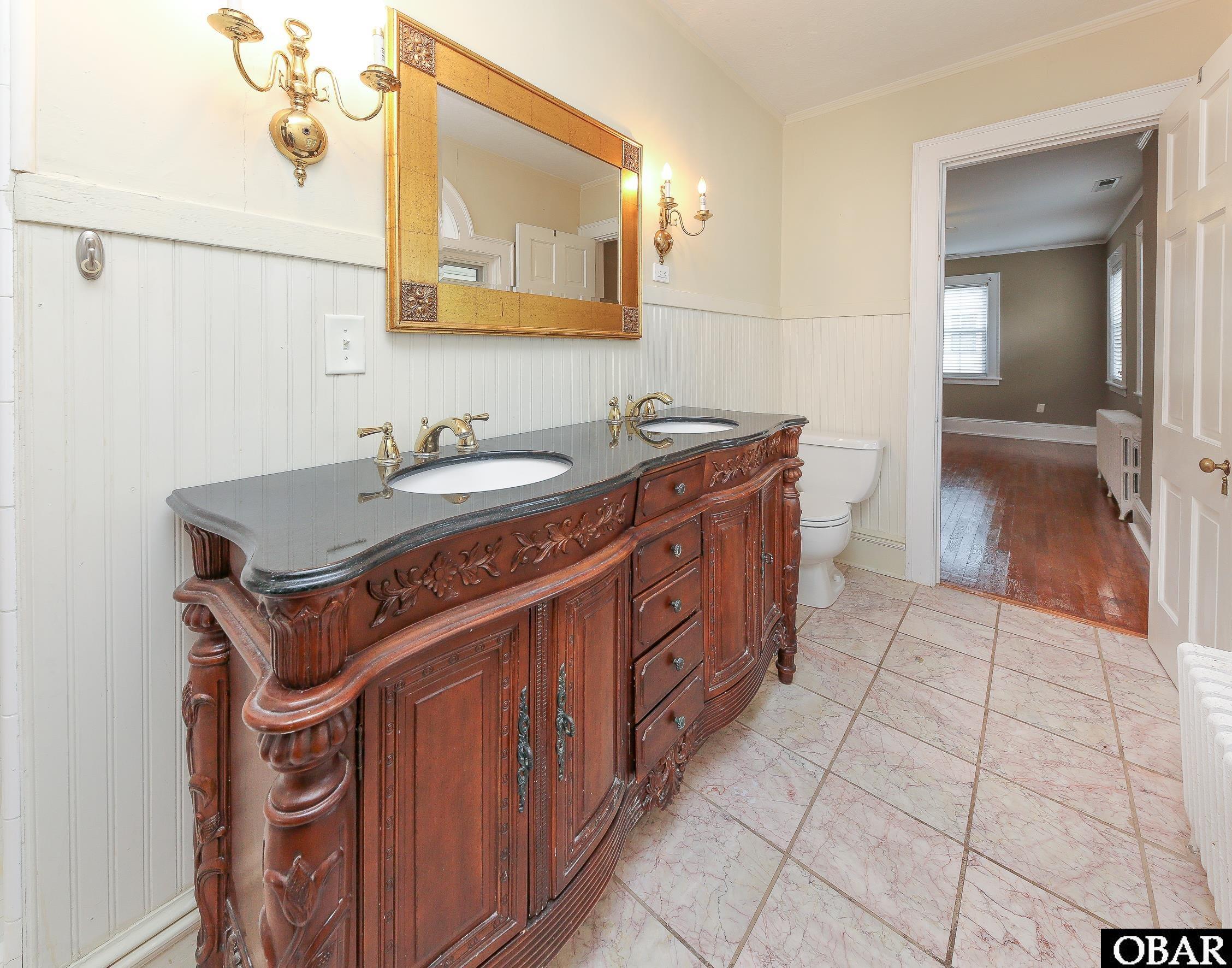 506 Church Street, Elizabeth City, NC 27909, 4 Bedrooms Bedrooms, ,2 BathroomsBathrooms,Residential,For sale,Church Street,126571
