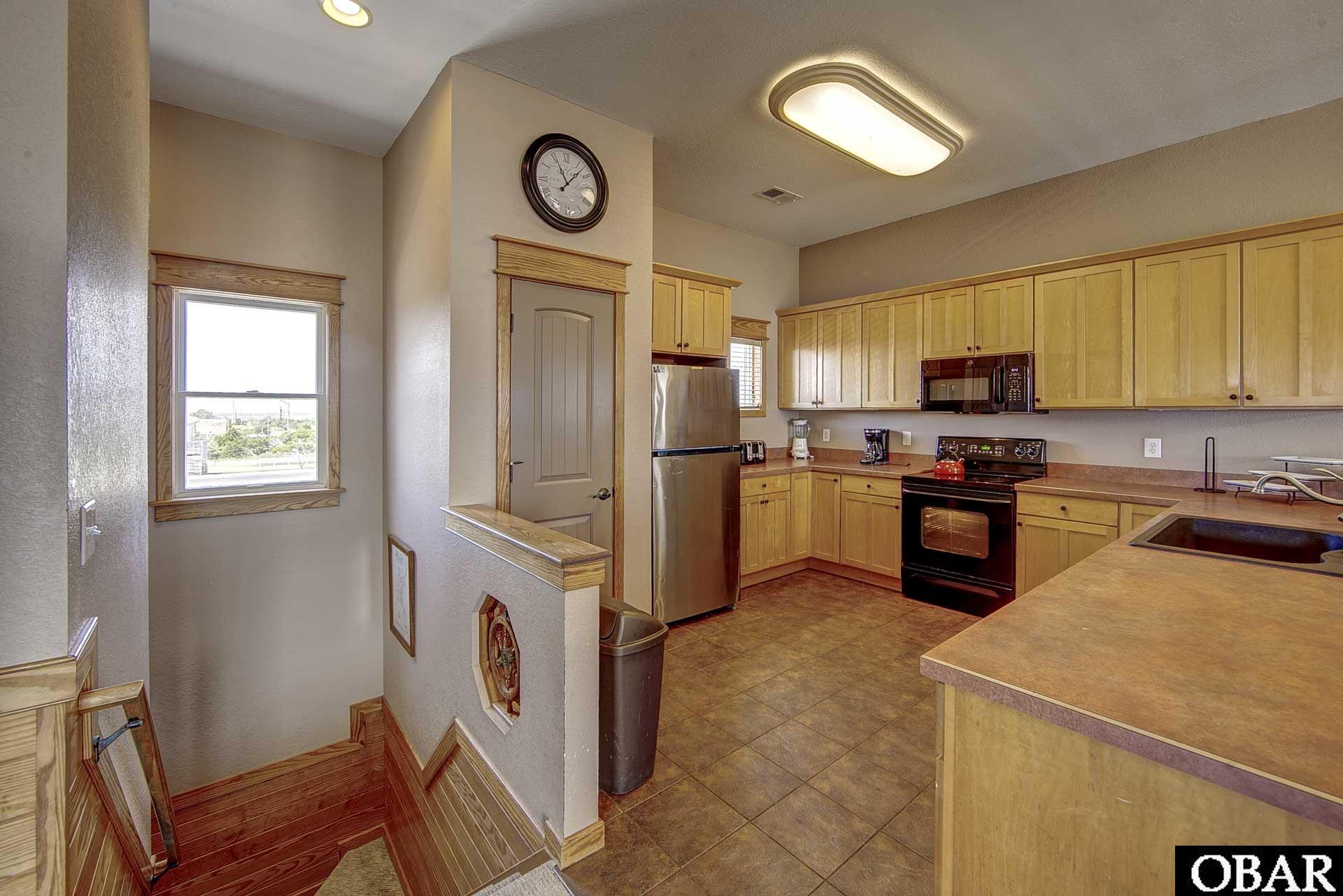 24256 Ocean Drive, Rodanthe, NC 27968, 4 Bedrooms Bedrooms, ,4 BathroomsBathrooms,Residential,For sale,Ocean Drive,126581