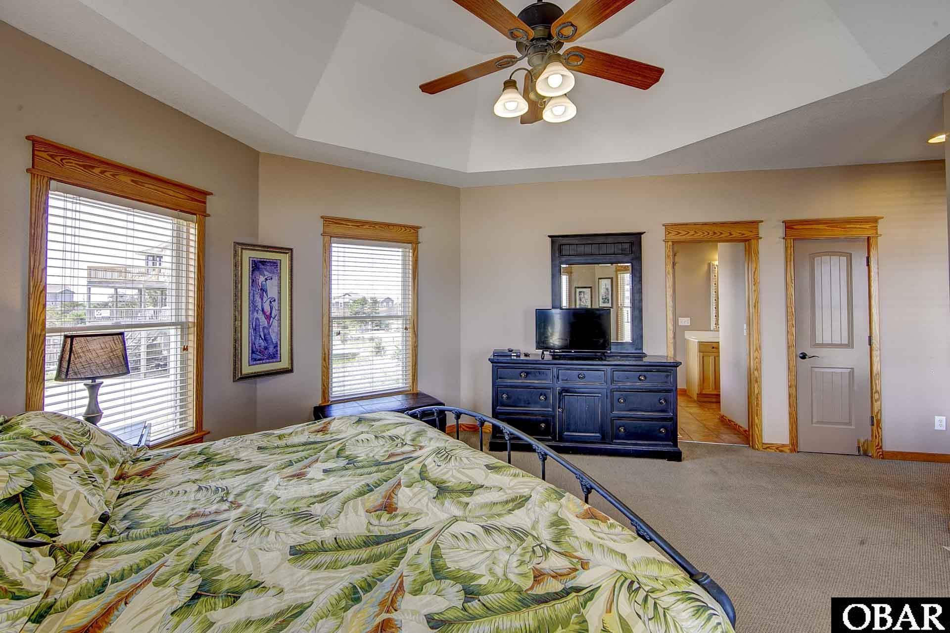 24256 Ocean Drive, Rodanthe, NC 27968, 4 Bedrooms Bedrooms, ,4 BathroomsBathrooms,Residential,For sale,Ocean Drive,126581