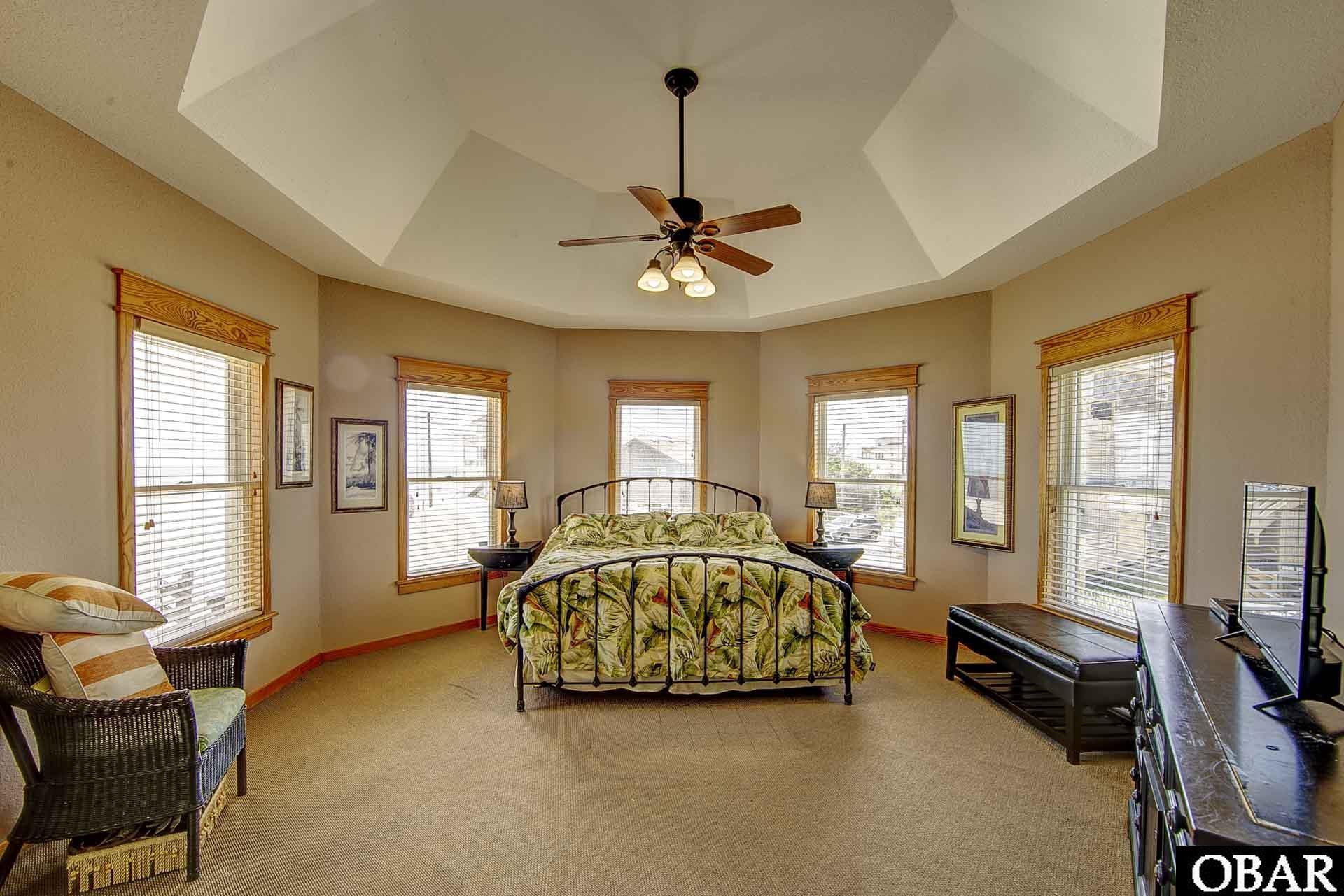 24256 Ocean Drive, Rodanthe, NC 27968, 4 Bedrooms Bedrooms, ,4 BathroomsBathrooms,Residential,For sale,Ocean Drive,126581