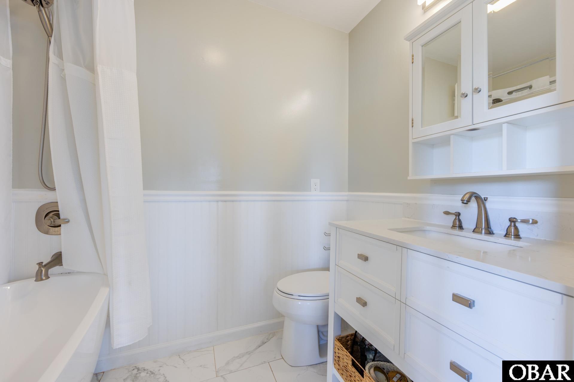 107 Bartow Drive, Manteo, NC 27954, 3 Bedrooms Bedrooms, ,3 BathroomsBathrooms,Residential,For sale,Bartow Drive,126596