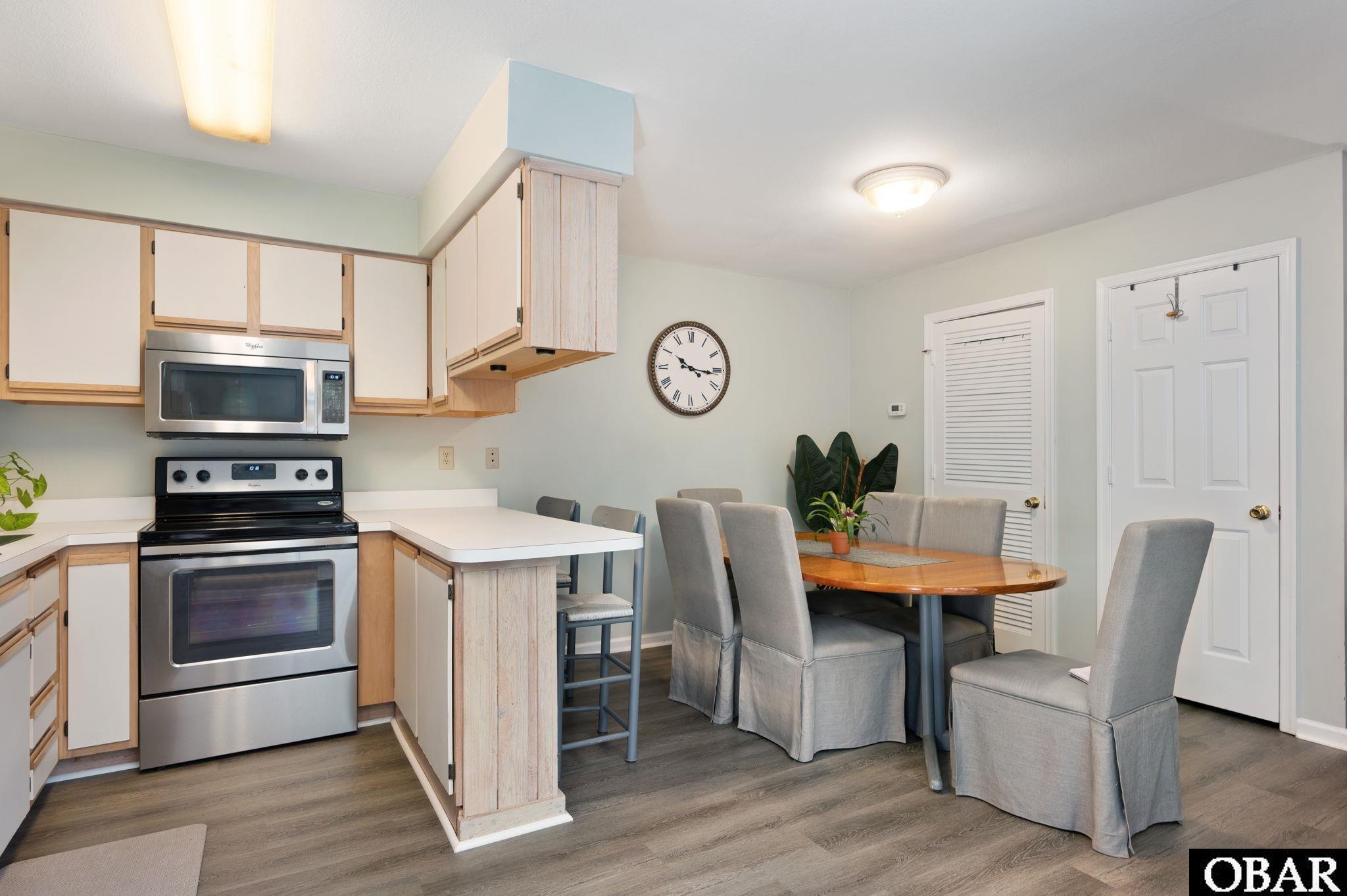 1708 Sand Dollar Circle, Kitty Hawk, NC 27949, 2 Bedrooms Bedrooms, ,2 BathroomsBathrooms,Residential,For sale,Sand Dollar Circle,126610