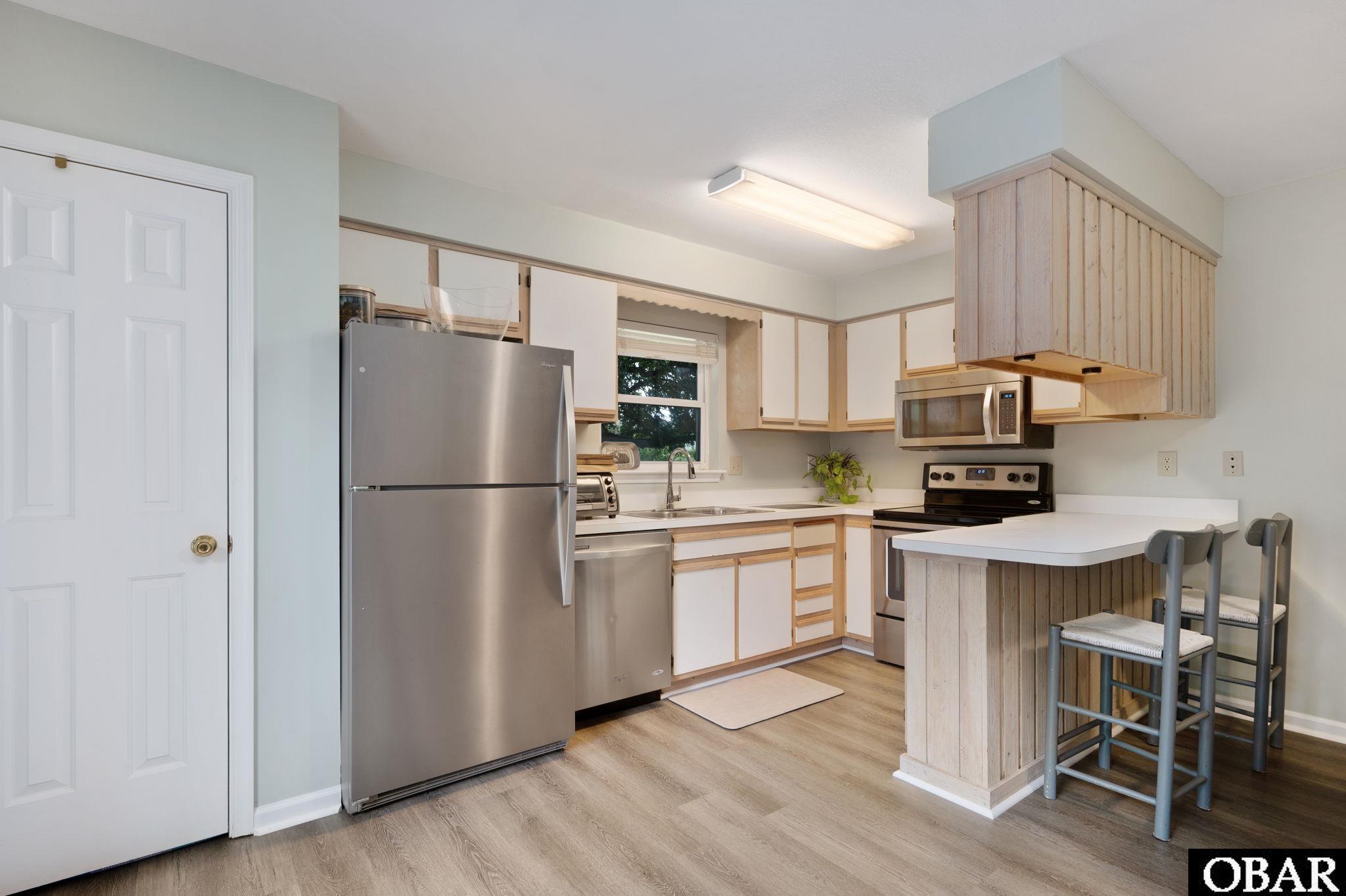 1708 Sand Dollar Circle, Kitty Hawk, NC 27949, 2 Bedrooms Bedrooms, ,2 BathroomsBathrooms,Residential,For sale,Sand Dollar Circle,126610