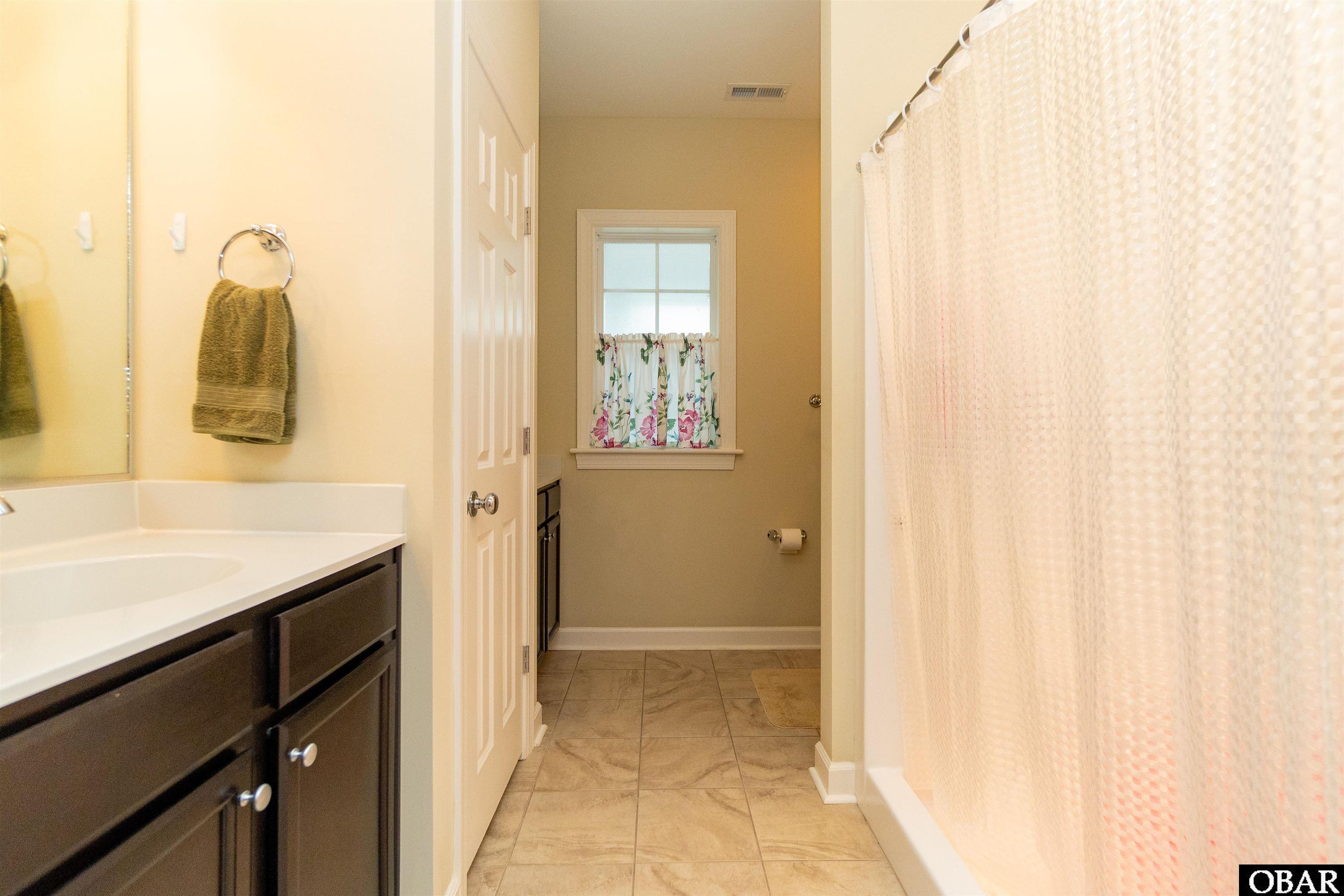 715 Arvilla Lane, Manteo, NC 27954, 3 Bedrooms Bedrooms, ,2 BathroomsBathrooms,Residential,For sale,Arvilla Lane,126618