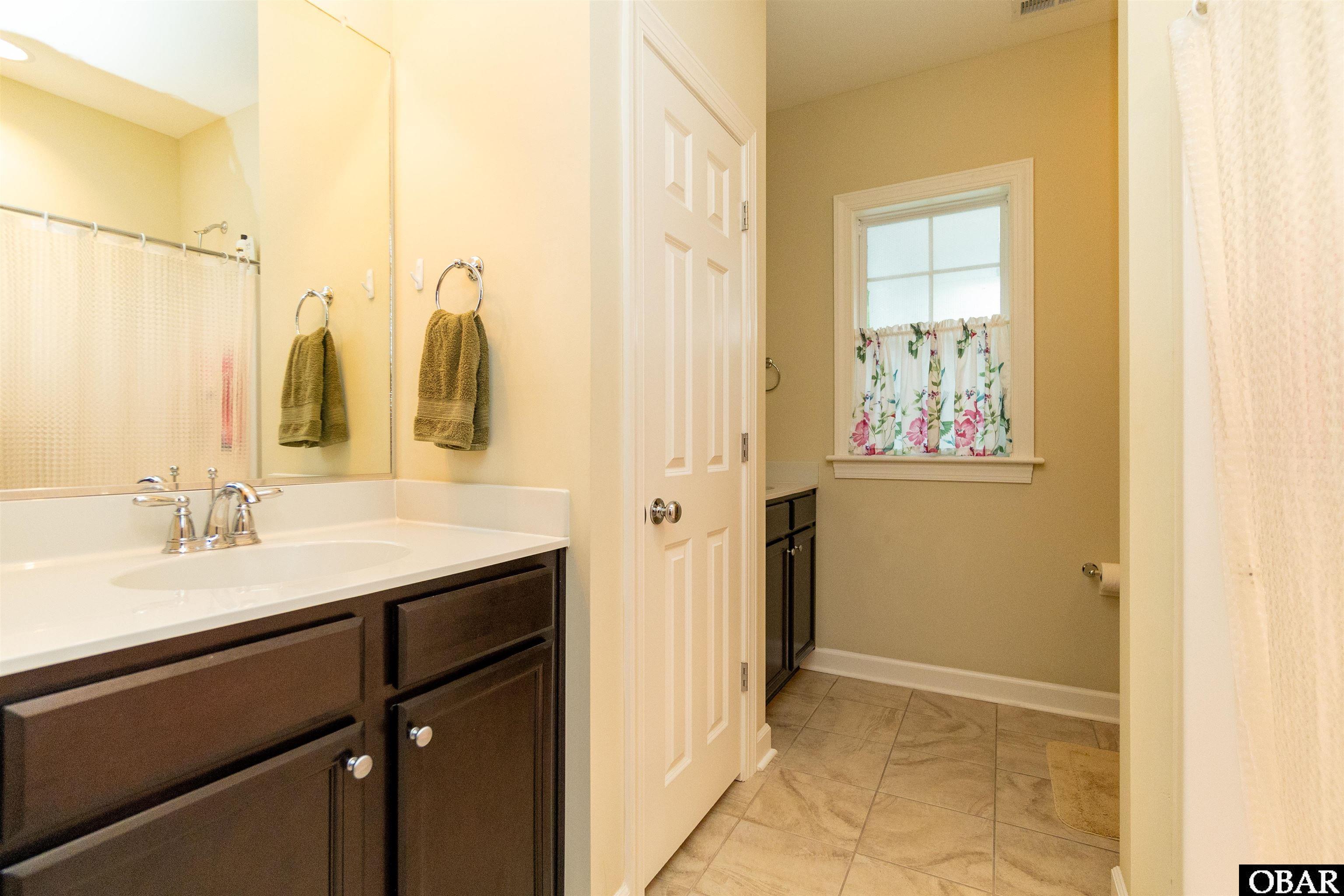 715 Arvilla Lane, Manteo, NC 27954, 3 Bedrooms Bedrooms, ,2 BathroomsBathrooms,Residential,For sale,Arvilla Lane,126618