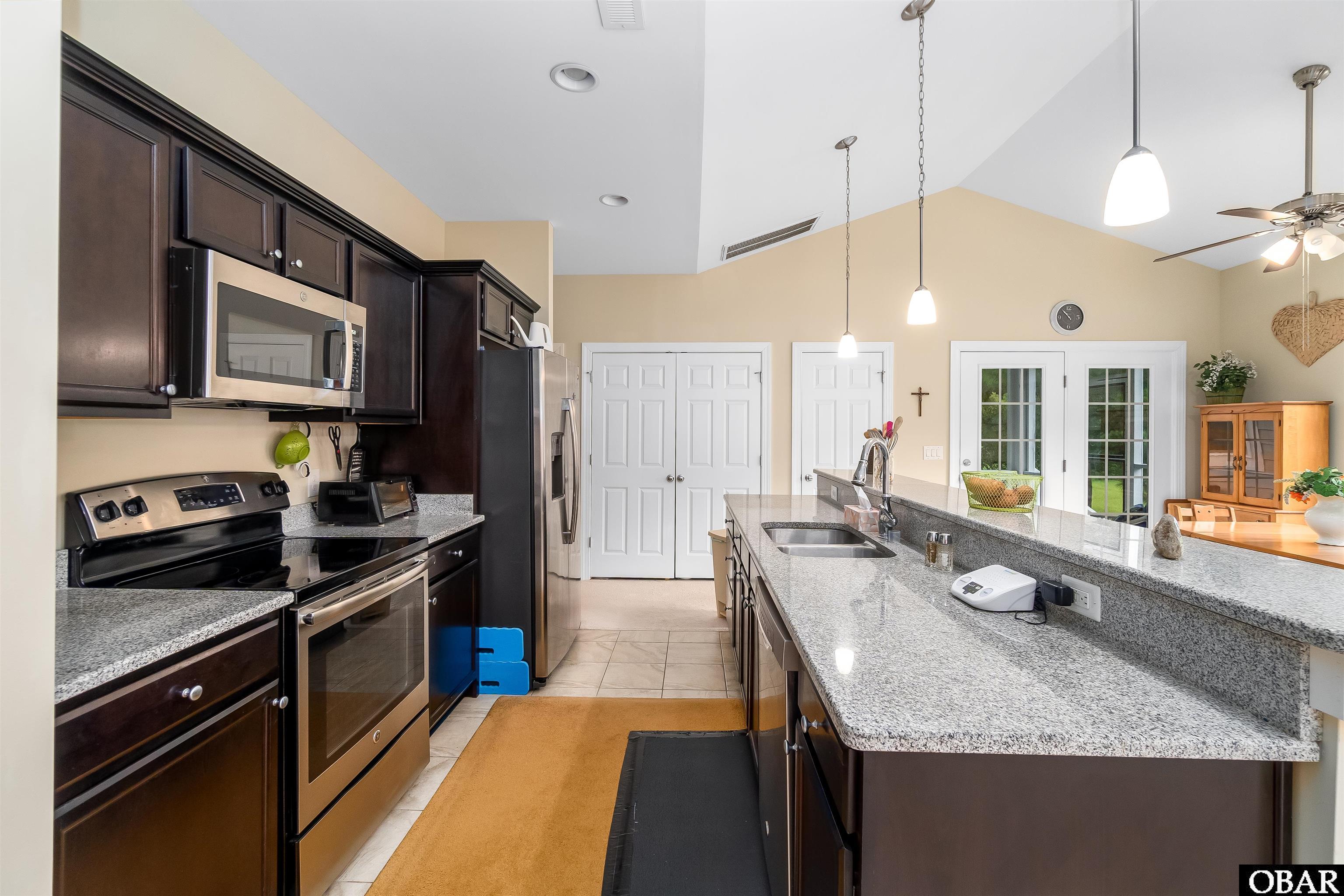 715 Arvilla Lane, Manteo, NC 27954, 3 Bedrooms Bedrooms, ,2 BathroomsBathrooms,Residential,For sale,Arvilla Lane,126618