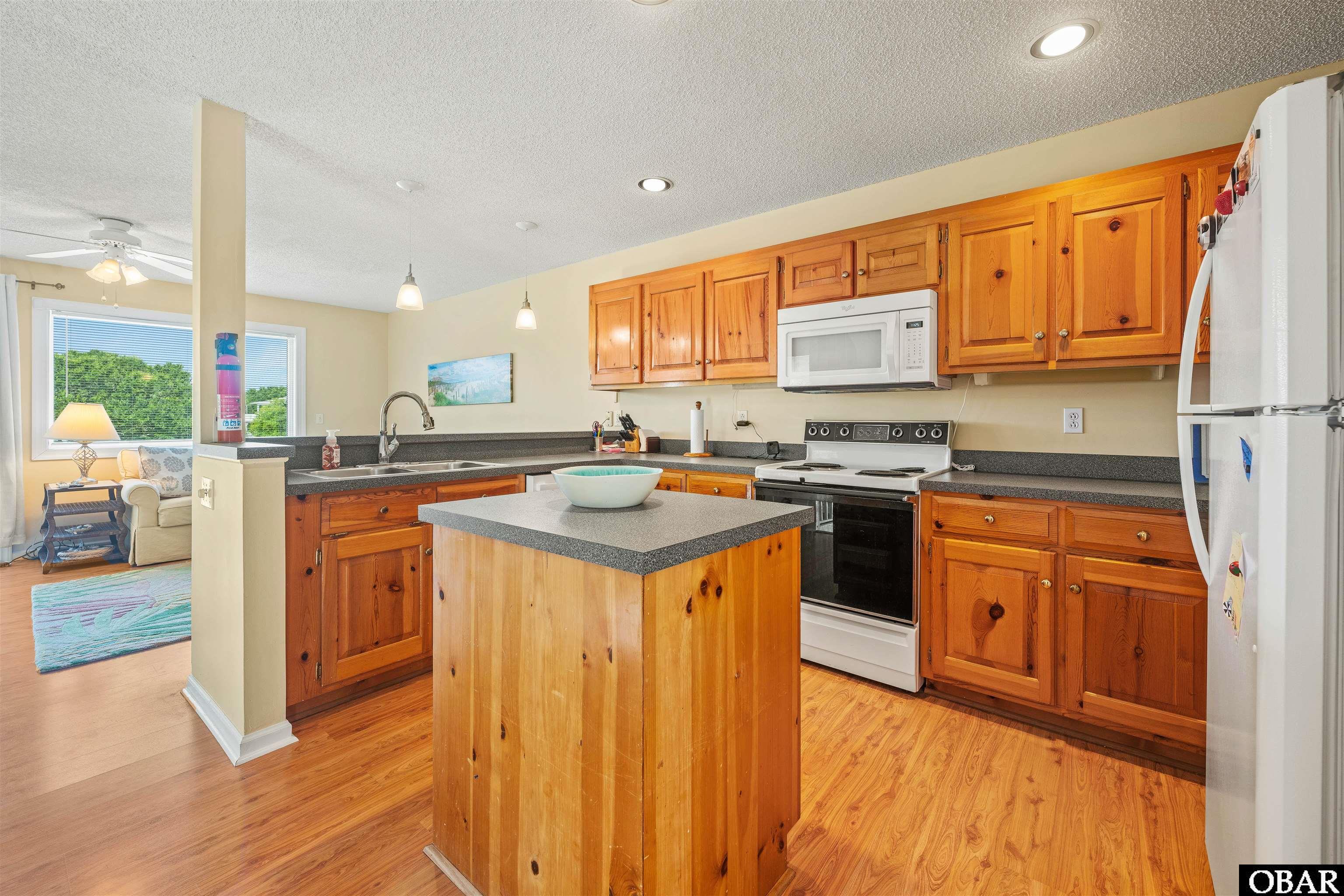 102 Trinitie Drive, Duck, NC 27949, 3 Bedrooms Bedrooms, ,2 BathroomsBathrooms,Residential,For sale,Trinitie Drive,126658