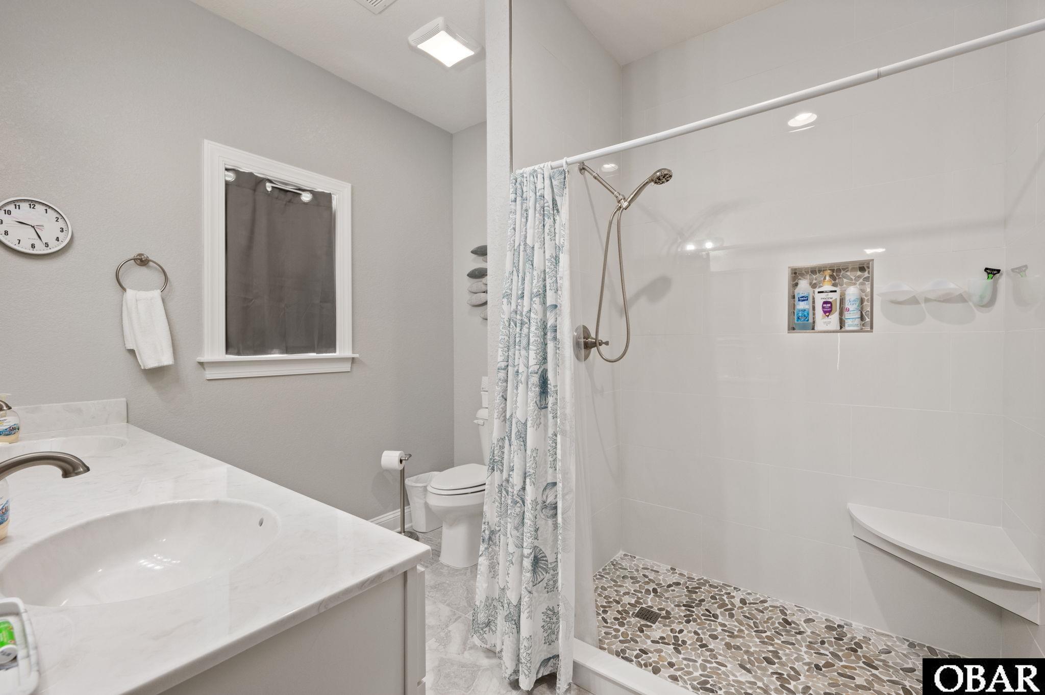 707 Swan Street, Kill Devil Hills, NC 27948, 3 Bedrooms Bedrooms, ,2 BathroomsBathrooms,Residential,For sale,Swan Street,126660