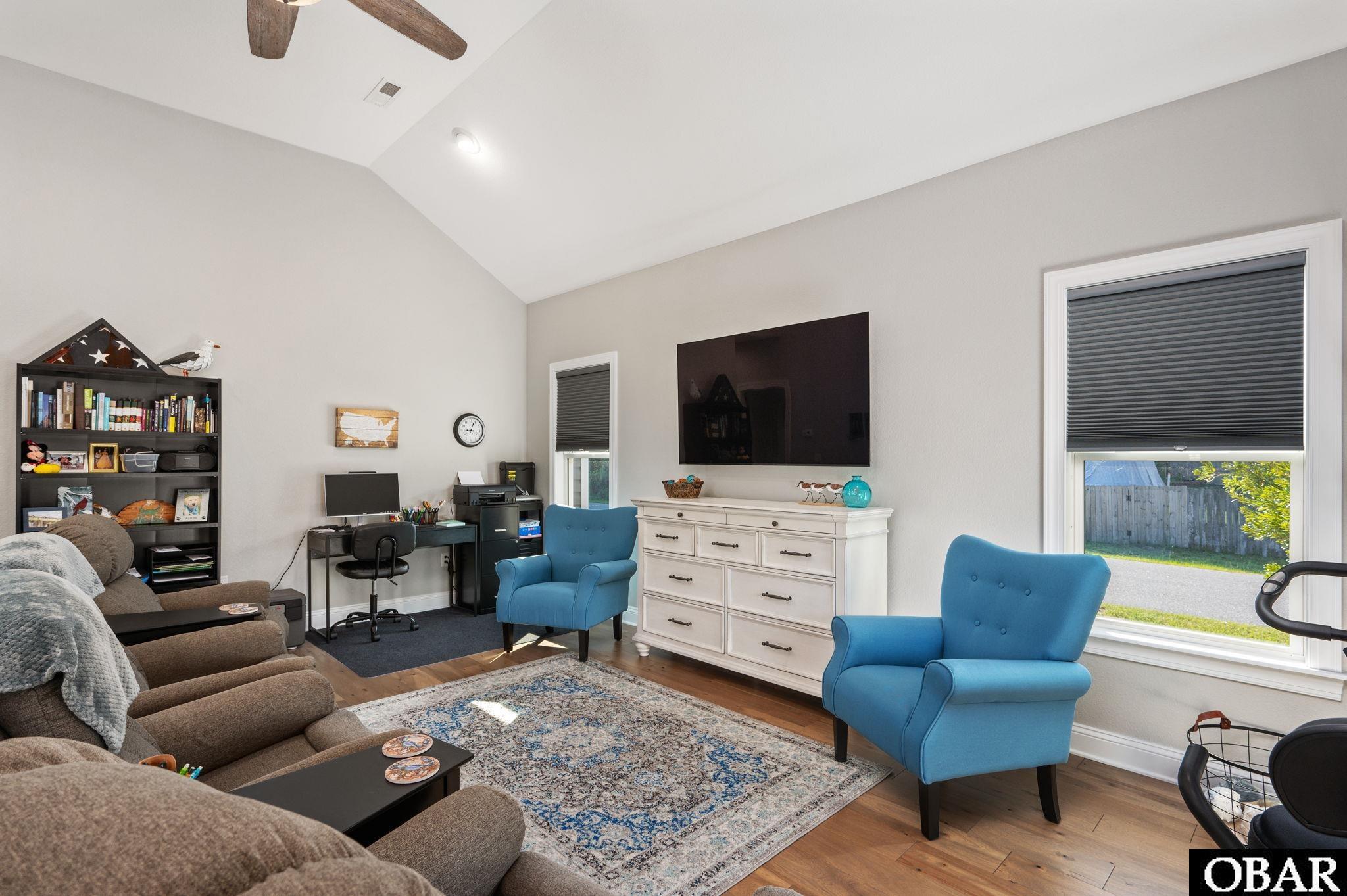 707 Swan Street, Kill Devil Hills, NC 27948, 3 Bedrooms Bedrooms, ,2 BathroomsBathrooms,Residential,For sale,Swan Street,126660