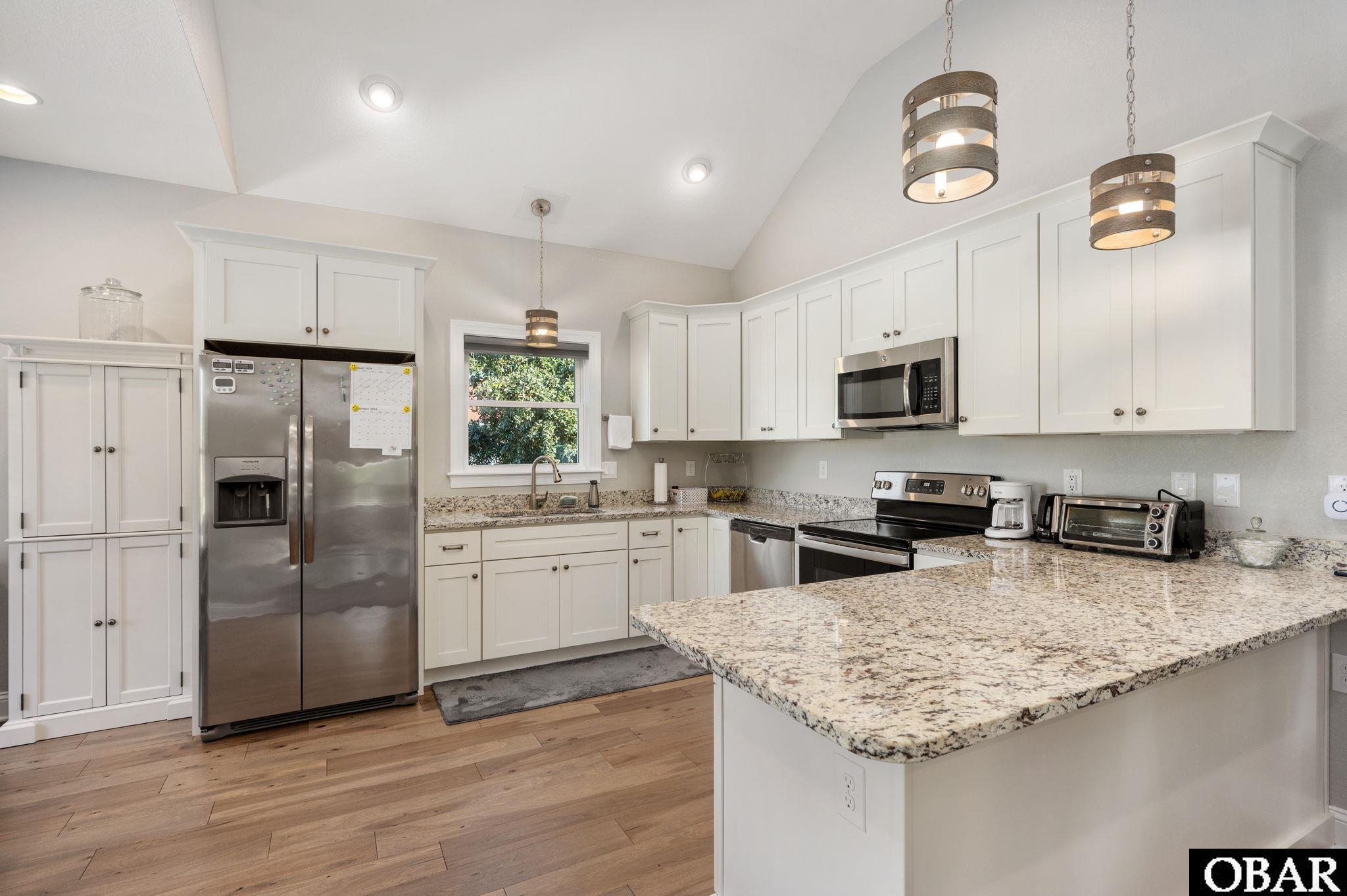 707 Swan Street, Kill Devil Hills, NC 27948, 3 Bedrooms Bedrooms, ,2 BathroomsBathrooms,Residential,For sale,Swan Street,126660