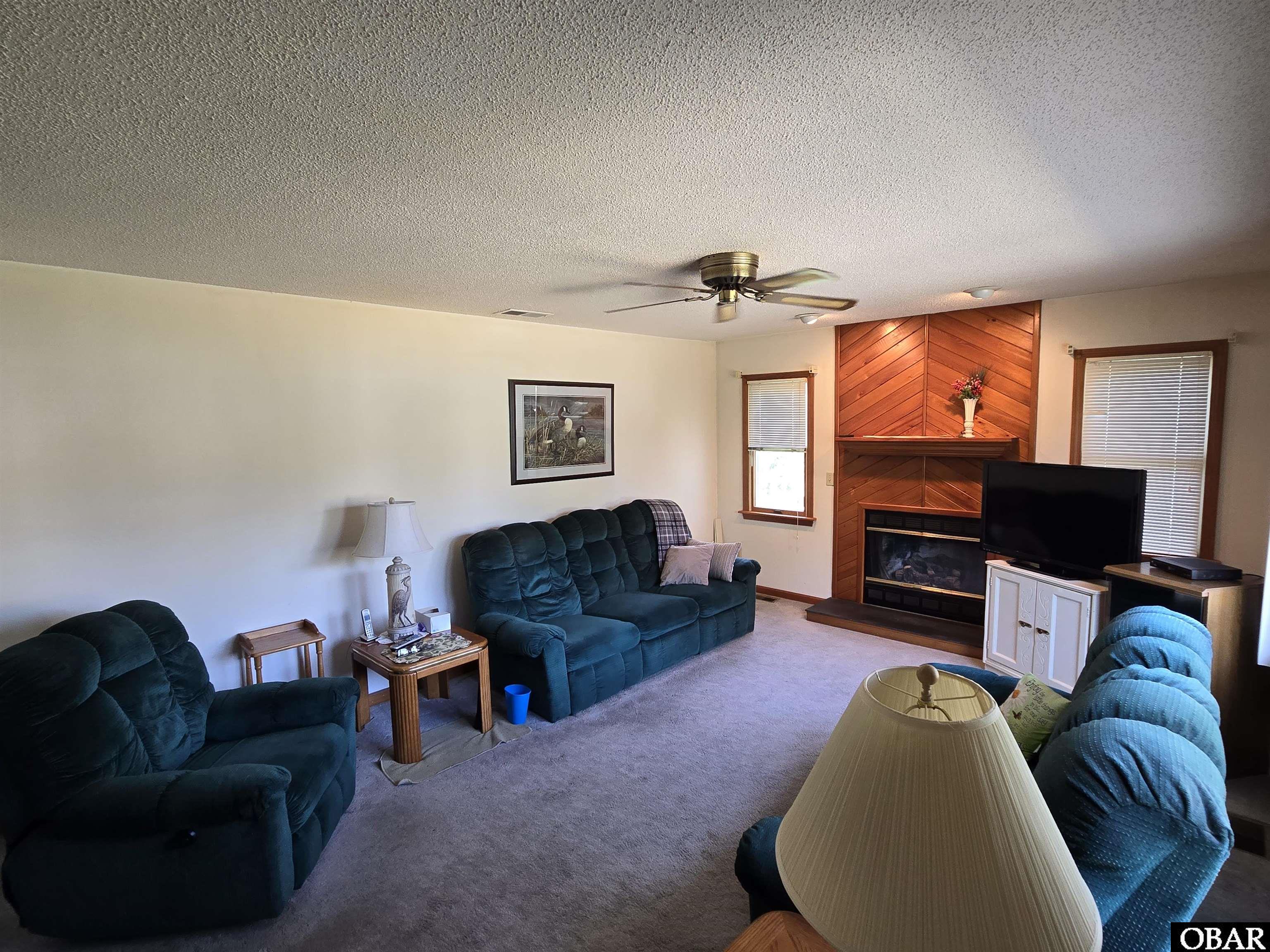 132 Baum Bay Drive, Kill Devil Hills, NC 27948, 3 Bedrooms Bedrooms, ,2 BathroomsBathrooms,Residential,For sale,Baum Bay Drive,126672