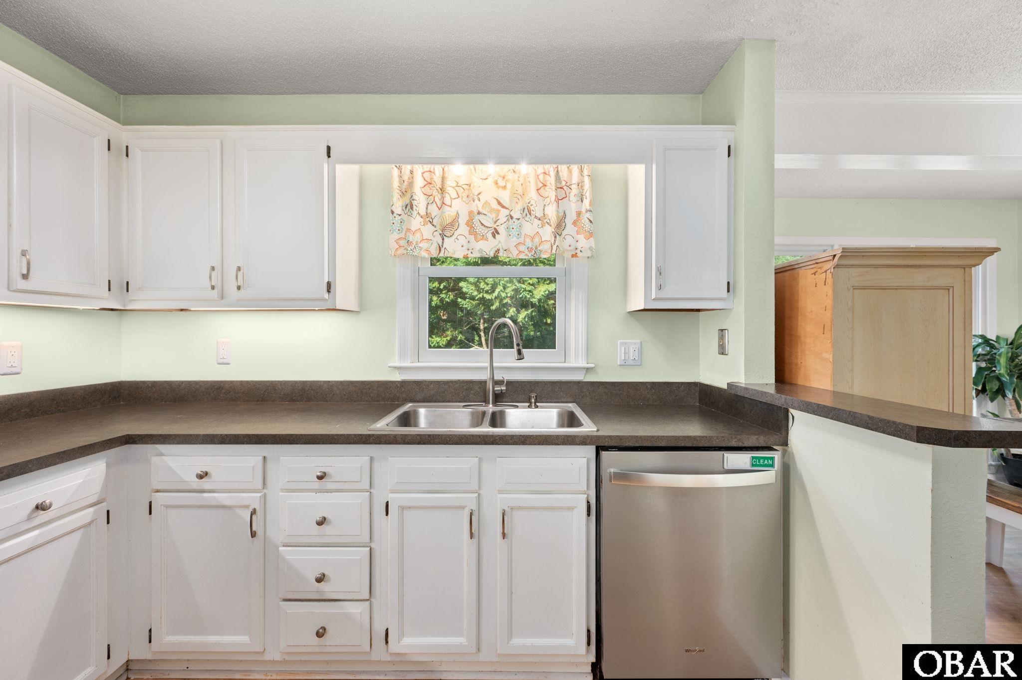 5132 Birch Lane, Kitty Hawk, NC 27949, 3 Bedrooms Bedrooms, ,2 BathroomsBathrooms,Residential,For sale,Birch Lane,126686