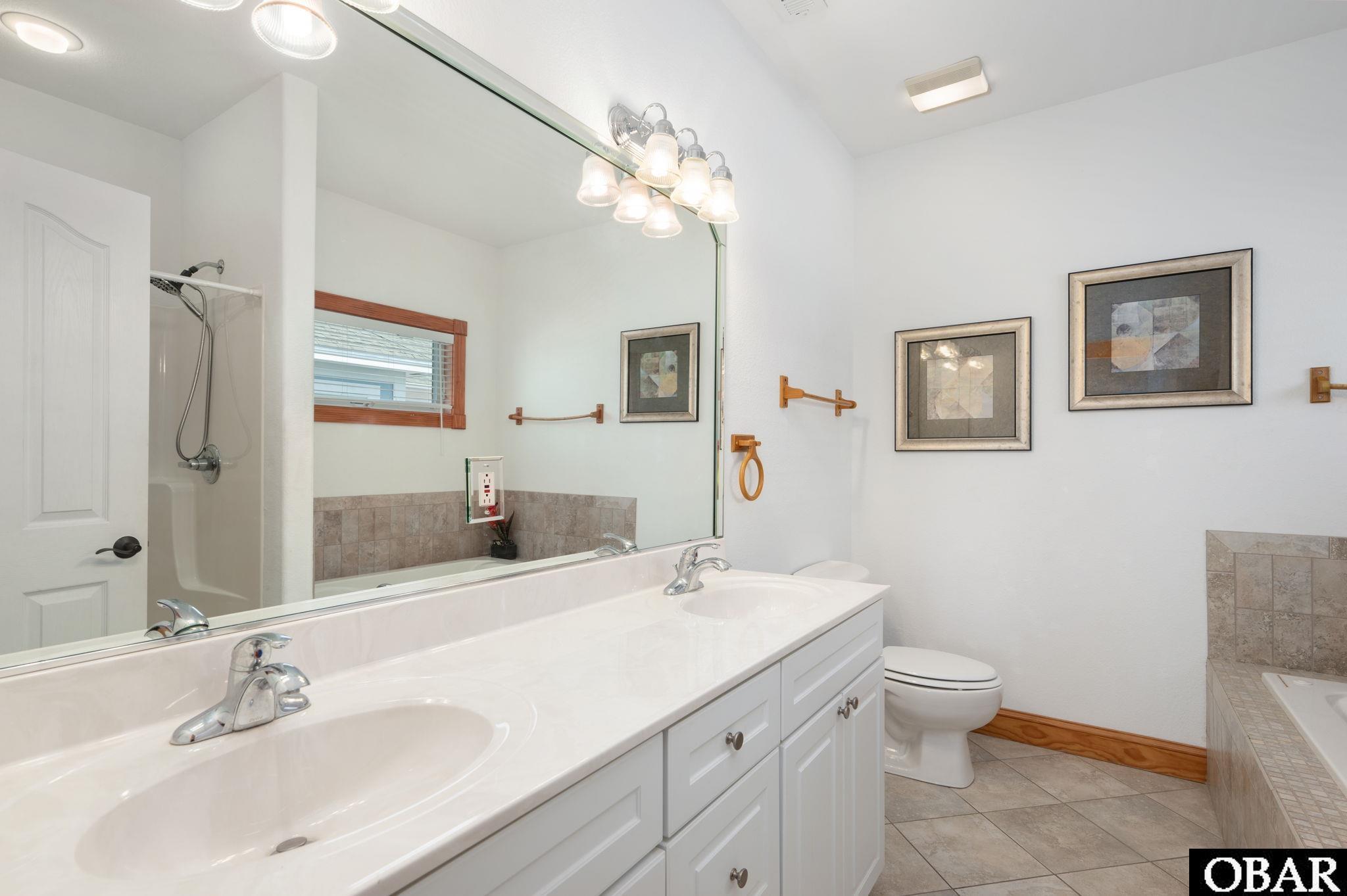 1705 Croatan Highway, Kill Devil Hills, NC 27948, 4 Bedrooms Bedrooms, ,4 BathroomsBathrooms,Residential,For sale,Croatan Highway,126689