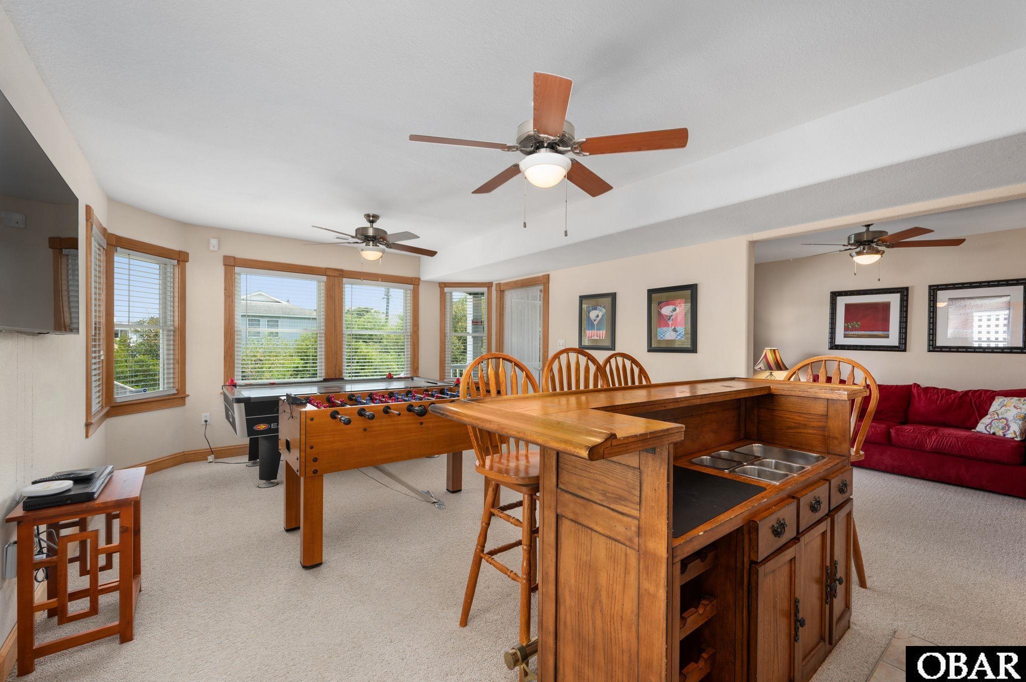 1705 Croatan Highway, Kill Devil Hills, NC 27948, 4 Bedrooms Bedrooms, ,4 BathroomsBathrooms,Residential,For sale,Croatan Highway,126689