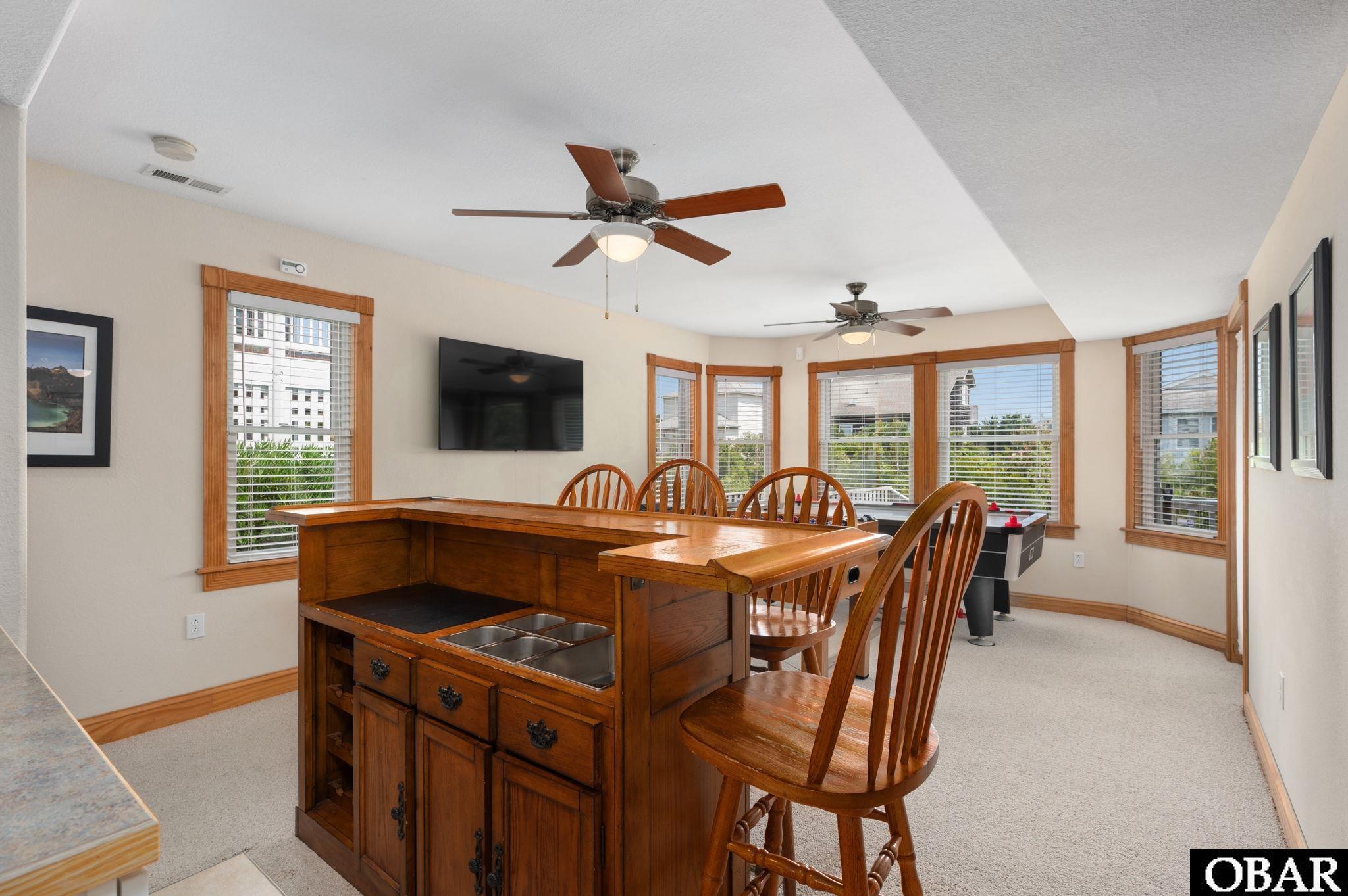 1705 Croatan Highway, Kill Devil Hills, NC 27948, 4 Bedrooms Bedrooms, ,4 BathroomsBathrooms,Residential,For sale,Croatan Highway,126689