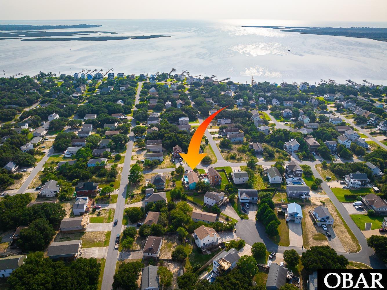 Two blocks to Bay Dr