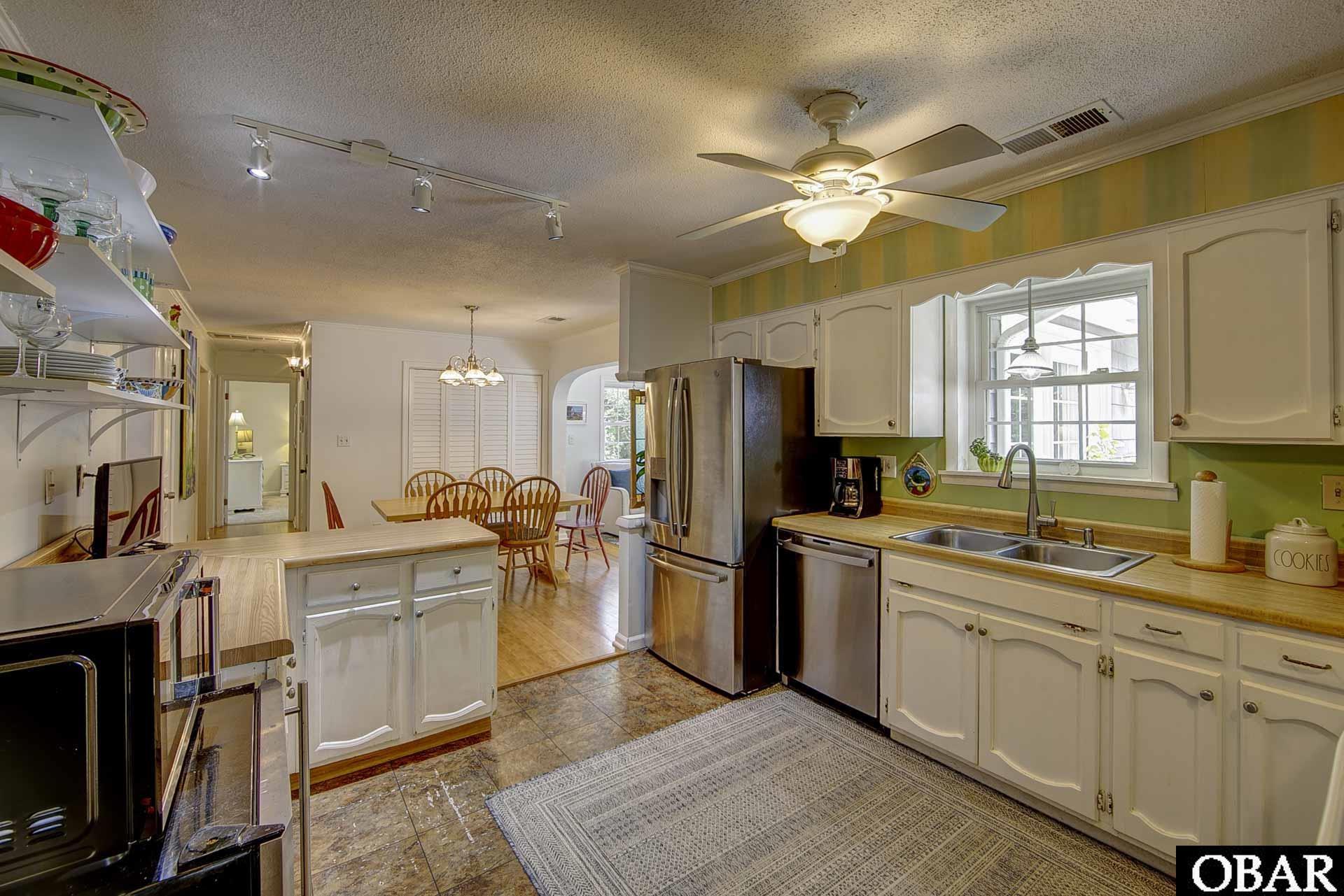 247 Wax Myrtle Trail, Southern Shores, NC 27949, 4 Bedrooms Bedrooms, ,4 BathroomsBathrooms,Residential,For sale,Wax Myrtle Trail,126714