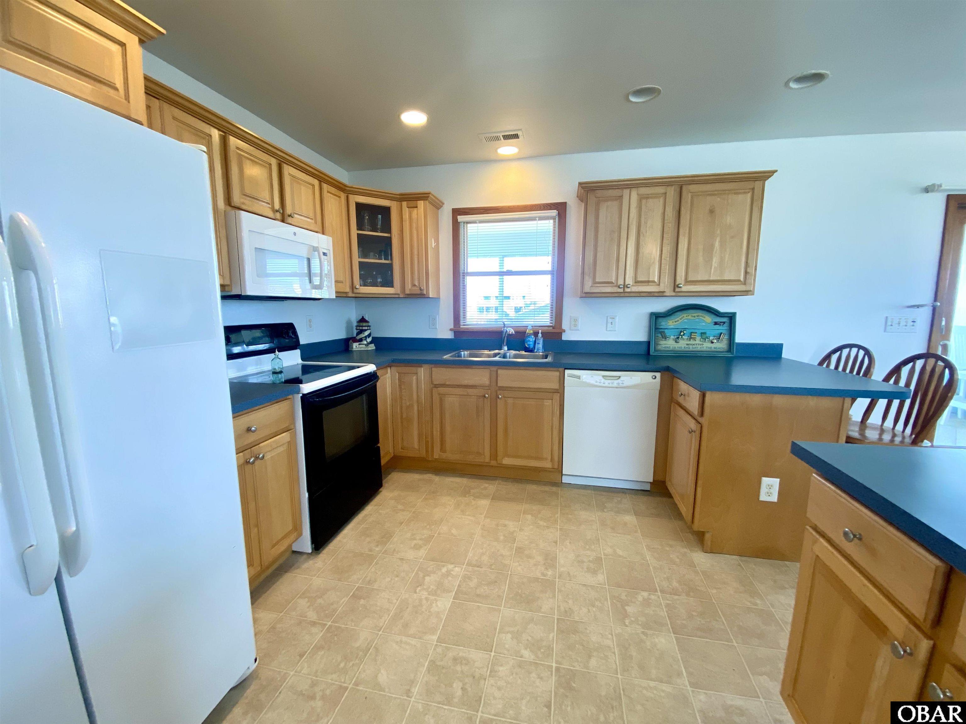 24252 Holiday Boulevard, Rodanthe, NC 27968, 4 Bedrooms Bedrooms, ,3 BathroomsBathrooms,Residential,For sale,Holiday Boulevard,126720