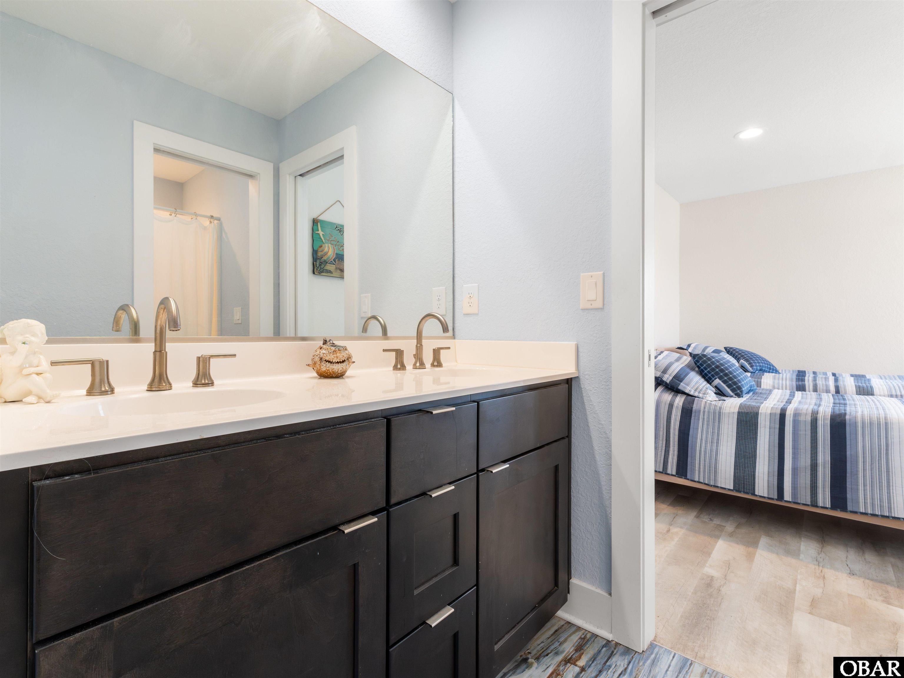 1556 Sandpiper Road, Corolla, NC 27927, 3 Bedrooms Bedrooms, ,2 BathroomsBathrooms,Residential,For sale,Sandpiper Road,126741