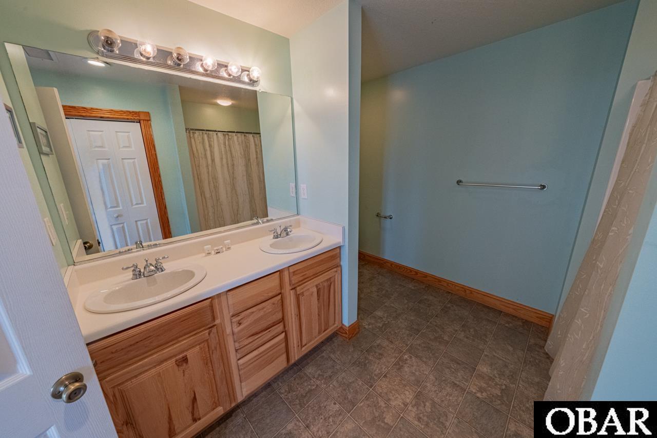 26207 Bluebeard Road, Salvo, NC 27972, 4 Bedrooms Bedrooms, ,4 BathroomsBathrooms,Residential,For sale,Bluebeard Road,126749