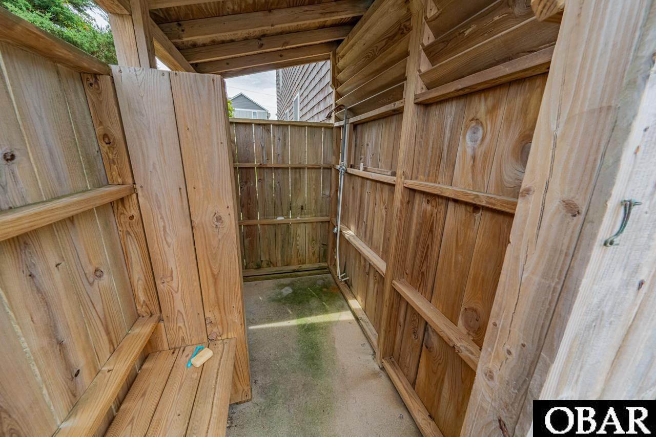 26207 Bluebeard Road, Salvo, NC 27972, 4 Bedrooms Bedrooms, ,4 BathroomsBathrooms,Residential,For sale,Bluebeard Road,126749
