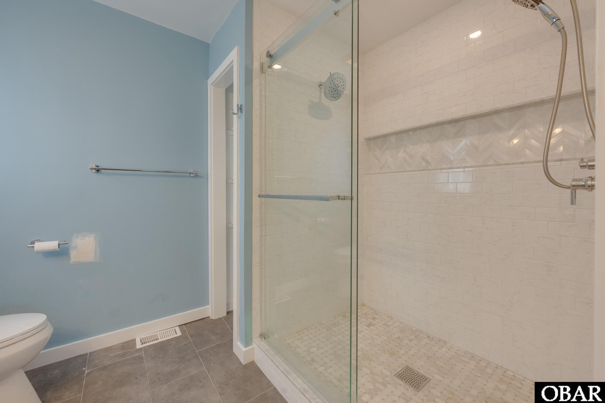 2251 Sandfiddler Road, Corolla, NC 27927, 5 Bedrooms Bedrooms, ,4 BathroomsBathrooms,Residential,For sale,Sandfiddler Road,126765