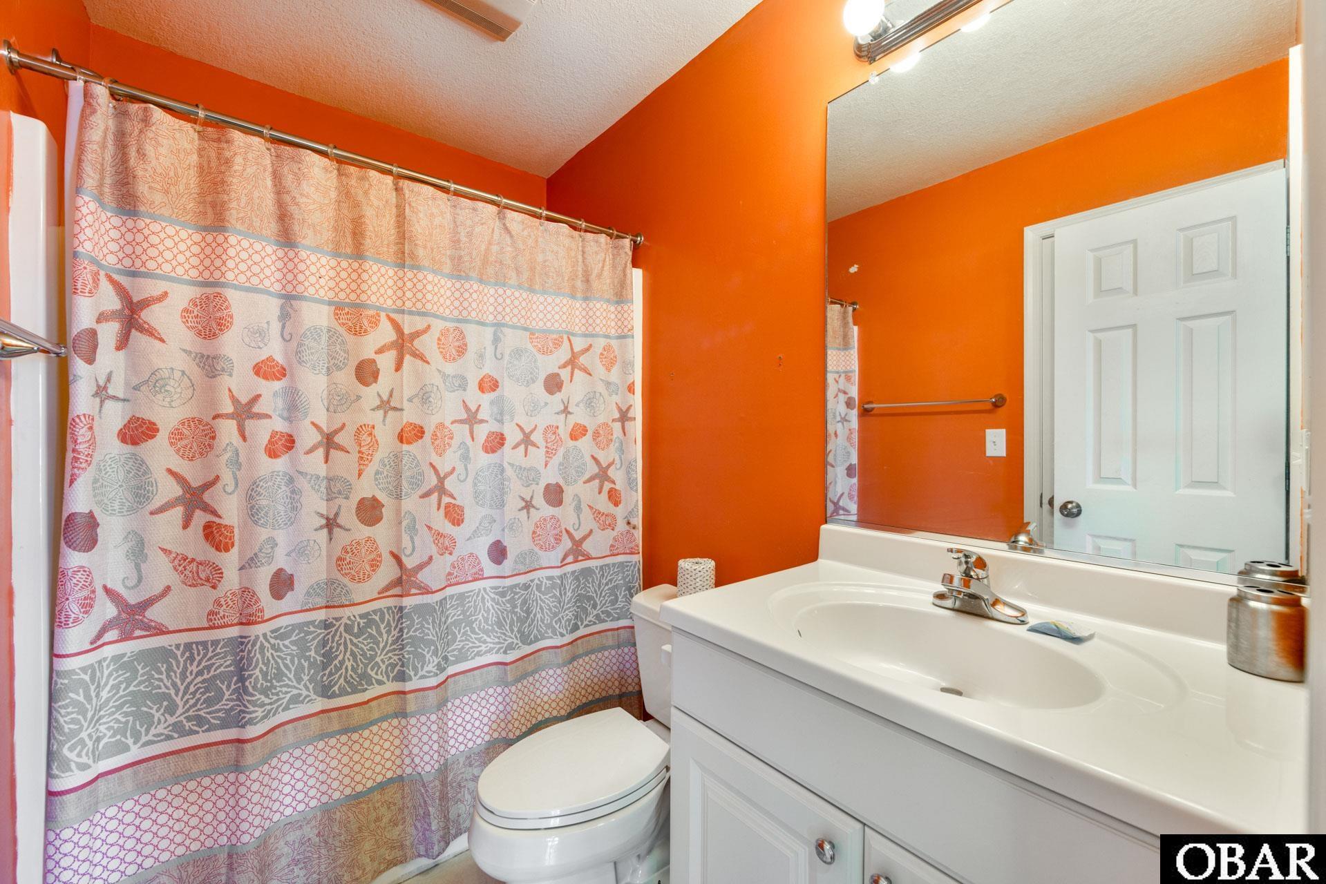 1400 Wrightsville Boulevard, Kill Devil Hills, NC 27948, 4 Bedrooms Bedrooms, ,3 BathroomsBathrooms,Residential,For sale,Wrightsville Boulevard,126768