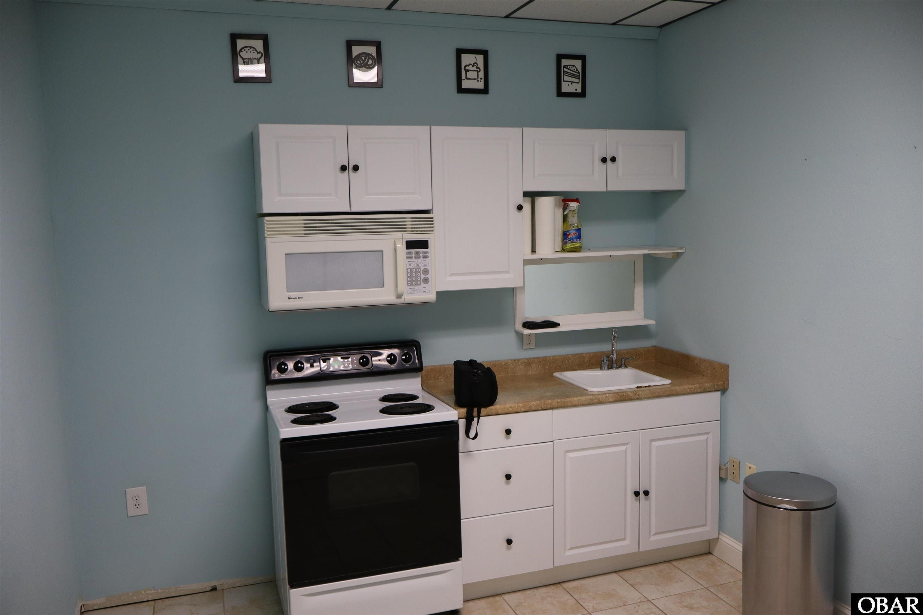 520 Old Stoney Road, Corolla, NC 27927, ,Commercial/industrial,For sale,Old Stoney Road,126796