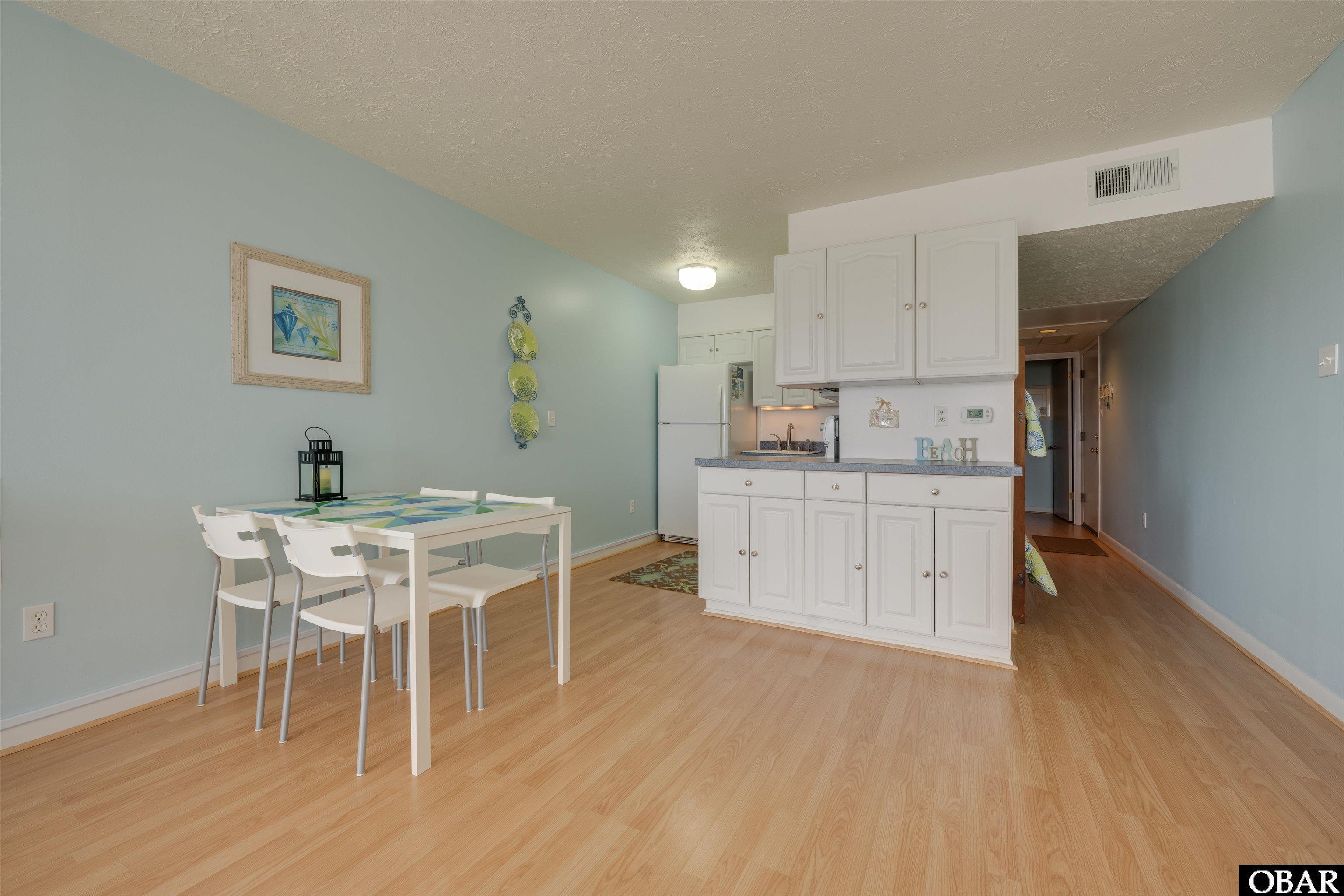 117 Sea Colony Drive, Duck, NC 27949, 1 Bedroom Bedrooms, ,2 BathroomsBathrooms,Residential,For sale,Sea Colony Drive,126800