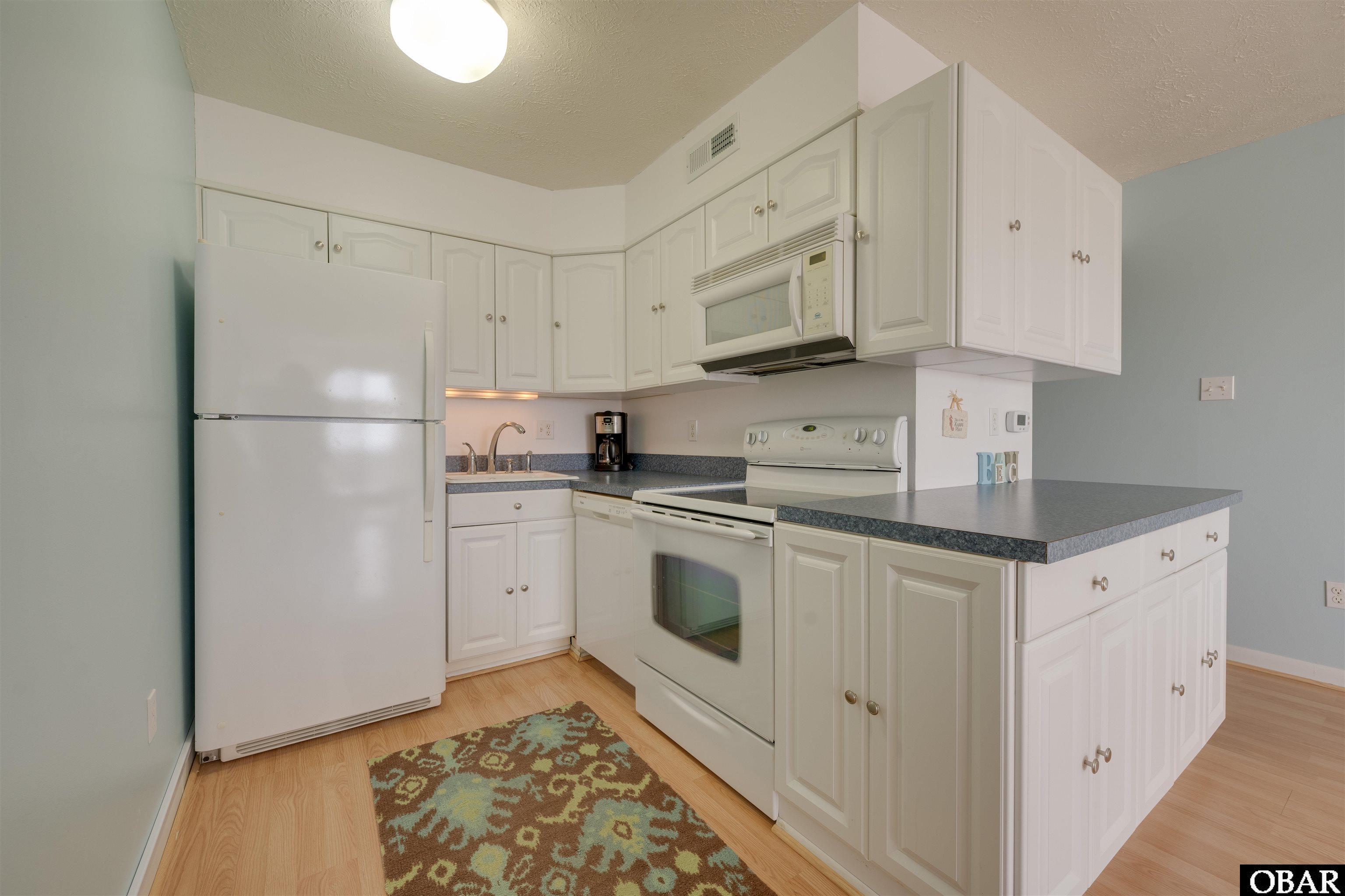 117 Sea Colony Drive, Duck, NC 27949, 1 Bedroom Bedrooms, ,2 BathroomsBathrooms,Residential,For sale,Sea Colony Drive,126800