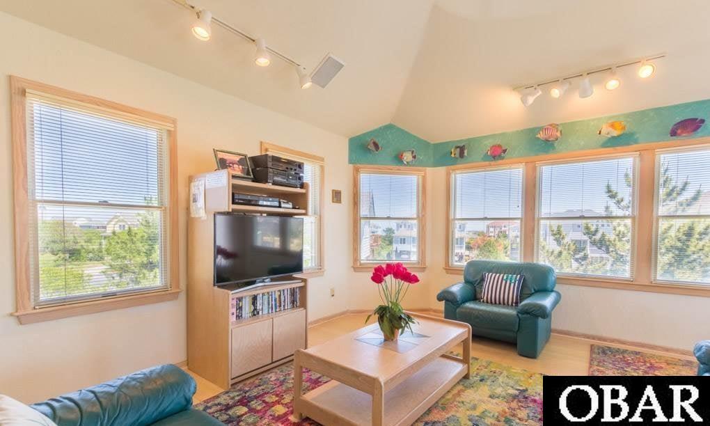 1264 Fourwinds Court, Corolla, NC 27927, 5 Bedrooms Bedrooms, ,3 BathroomsBathrooms,Residential,For sale,Fourwinds Court,126811