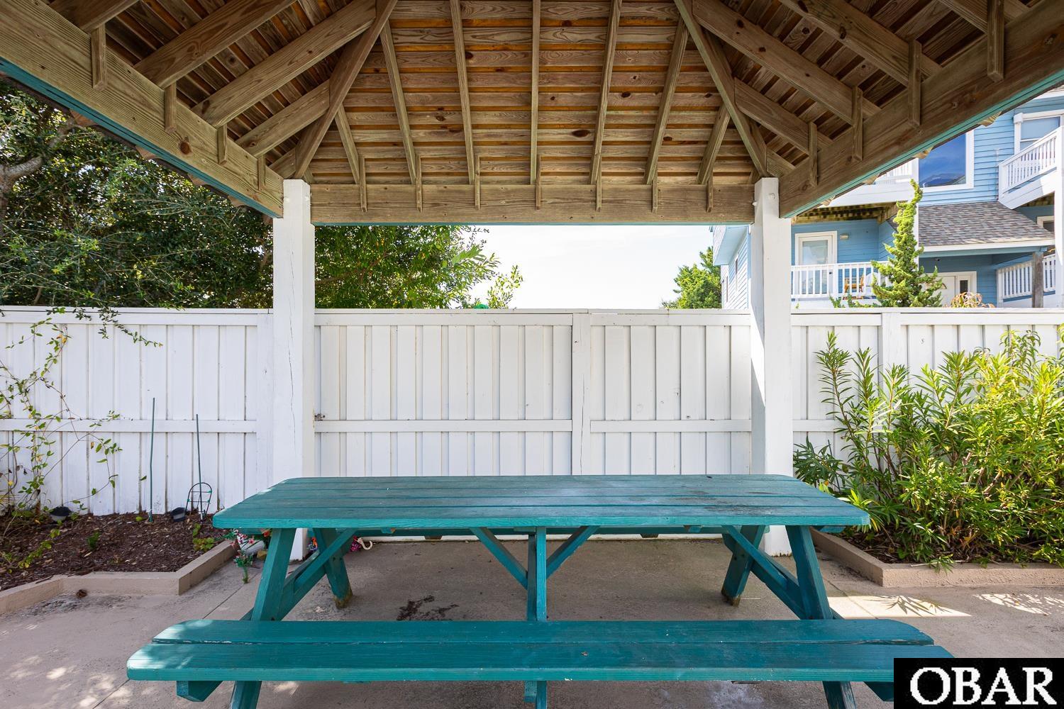 1264 Fourwinds Court, Corolla, NC 27927, 5 Bedrooms Bedrooms, ,3 BathroomsBathrooms,Residential,For sale,Fourwinds Court,126811