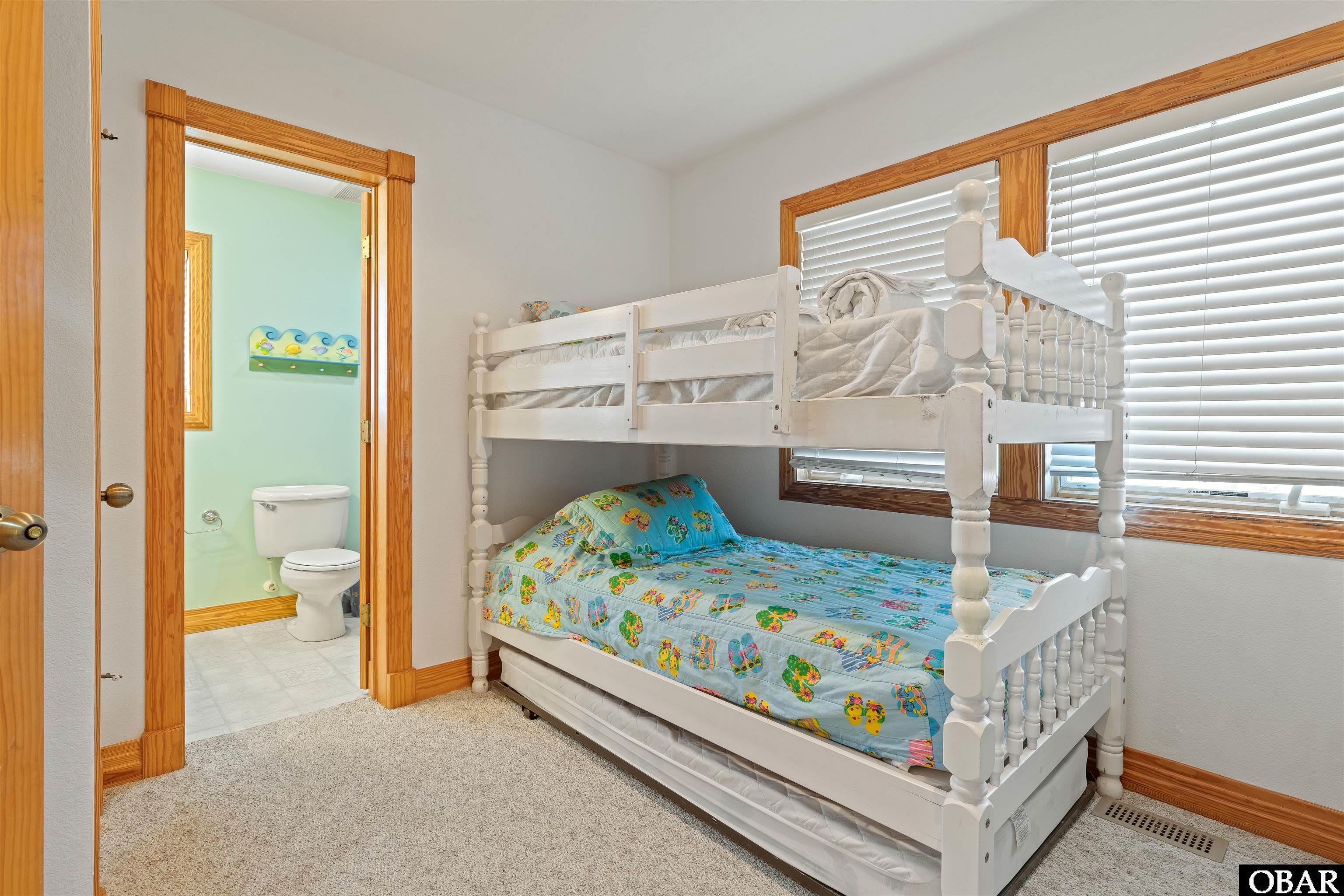 1201 Atlantic Avenue, Corolla, NC 27927, 6 Bedrooms Bedrooms, ,6 BathroomsBathrooms,Residential,For sale,Atlantic Avenue,126824