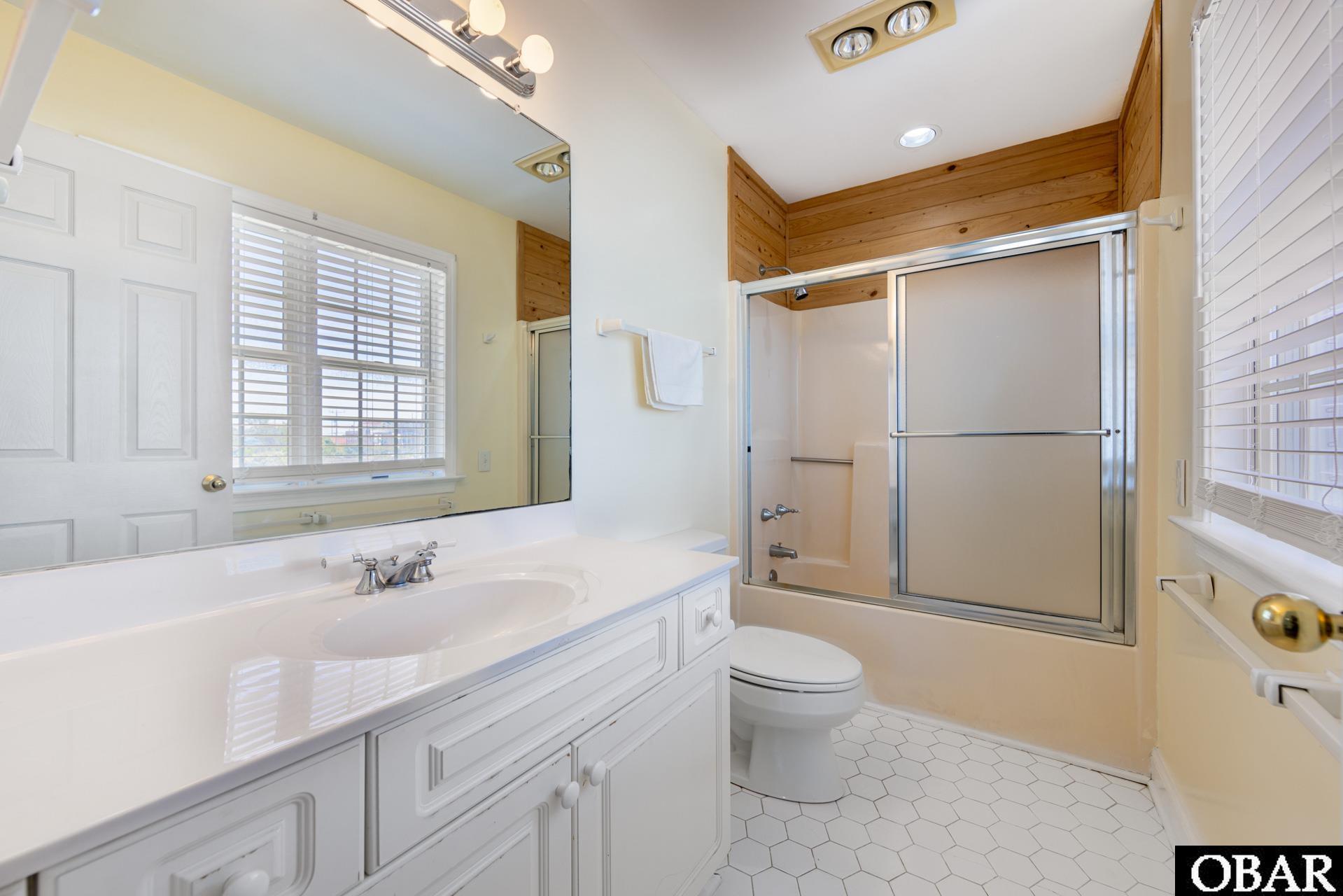 6933 Virginia Dare Trail, Nags Head, NC 27959, 6 Bedrooms Bedrooms, ,6 BathroomsBathrooms,Residential,For sale,Virginia Dare Trail,126827