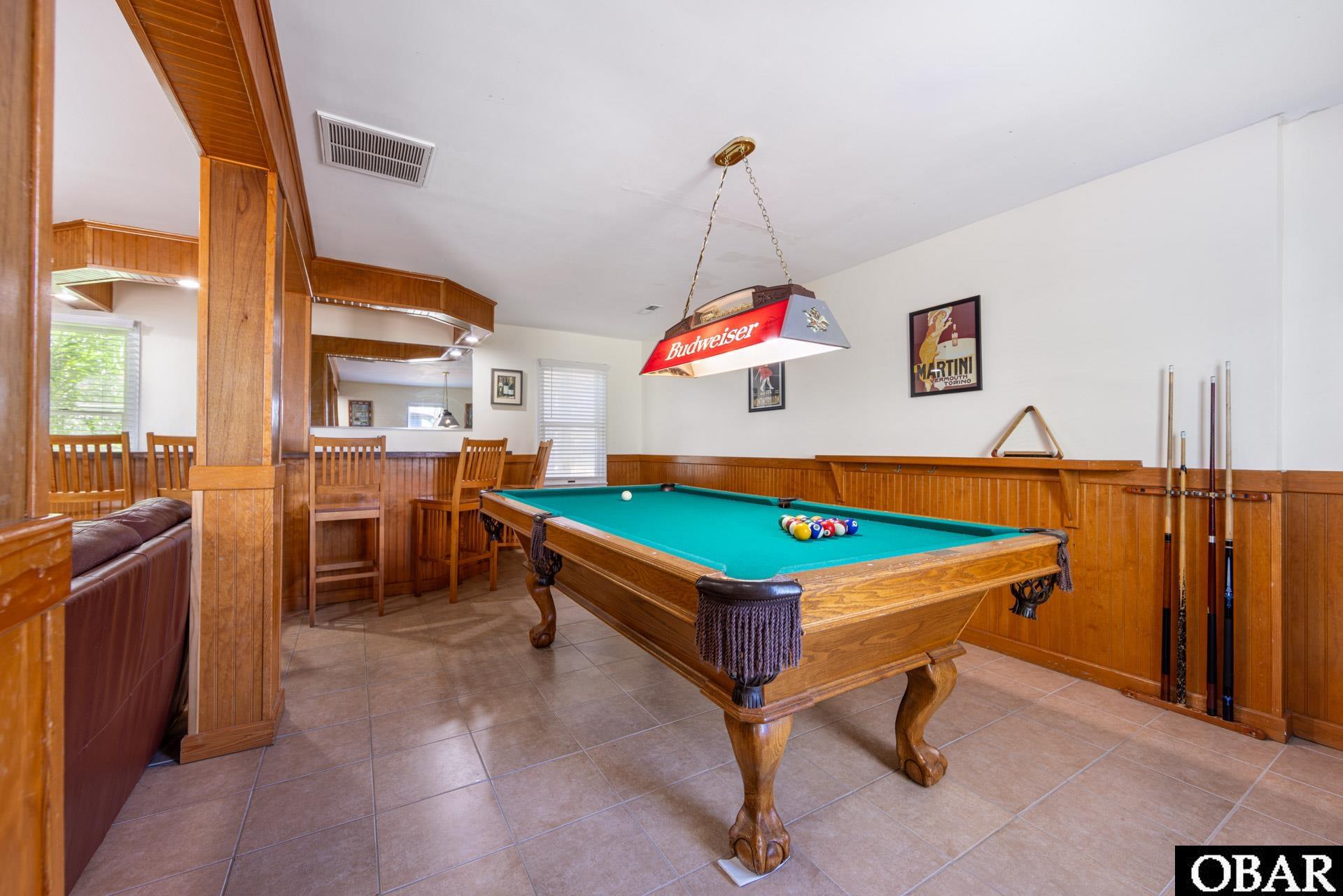 6933 Virginia Dare Trail, Nags Head, NC 27959, 6 Bedrooms Bedrooms, ,6 BathroomsBathrooms,Residential,For sale,Virginia Dare Trail,126827