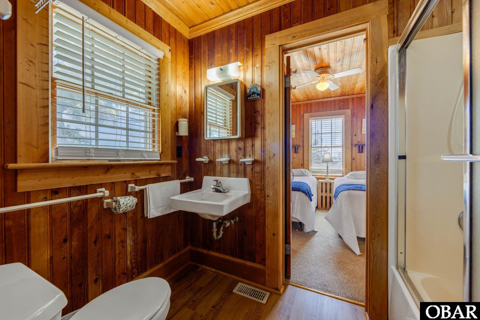 6933 Virginia Dare Trail, Nags Head, NC 27959, 6 Bedrooms Bedrooms, ,6 BathroomsBathrooms,Residential,For sale,Virginia Dare Trail,126827