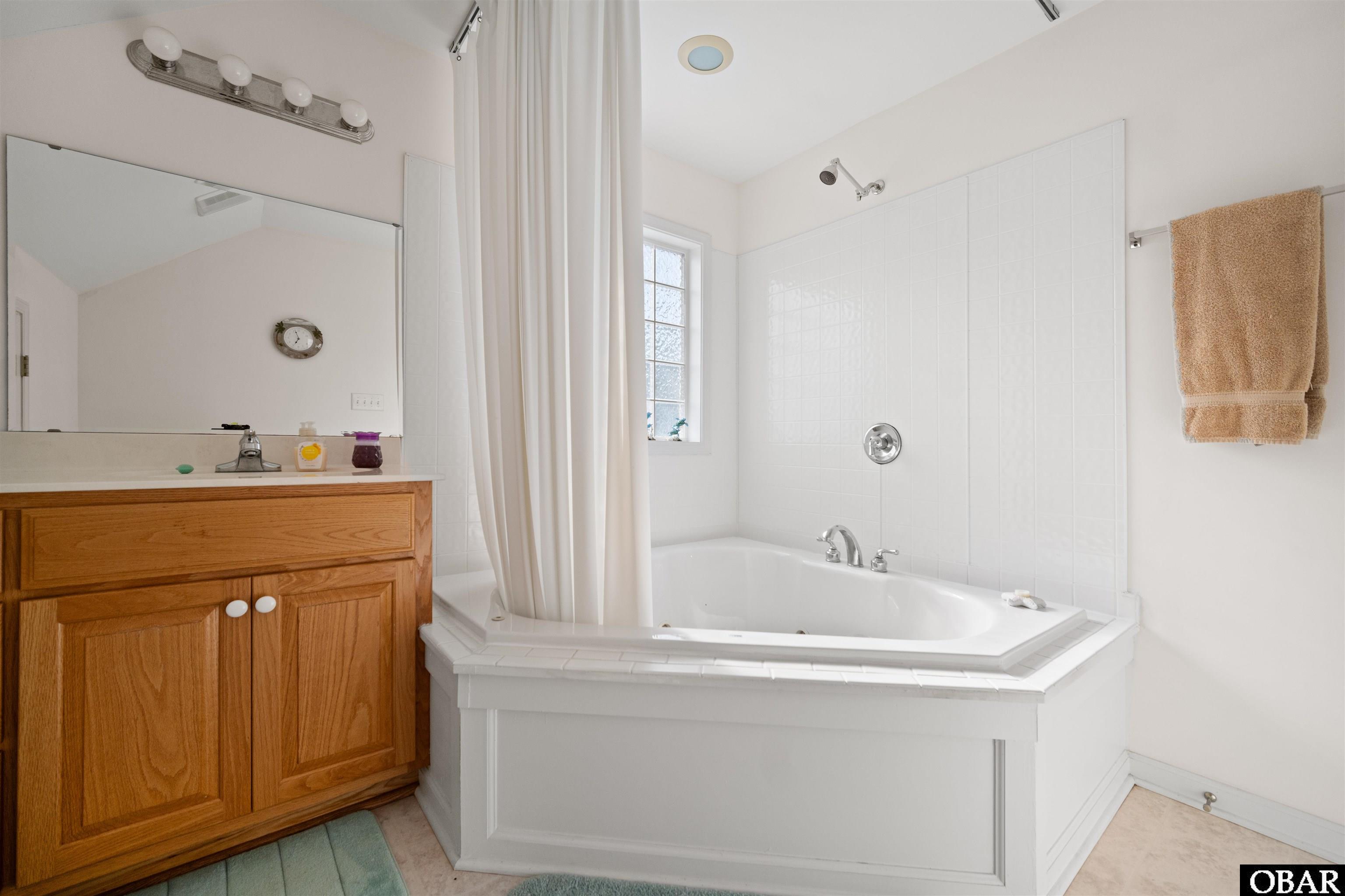 2360 Ocean Pearl Road, Corolla, NC 27927, 4 Bedrooms Bedrooms, ,2 BathroomsBathrooms,Residential,For sale,Ocean Pearl Road,126843