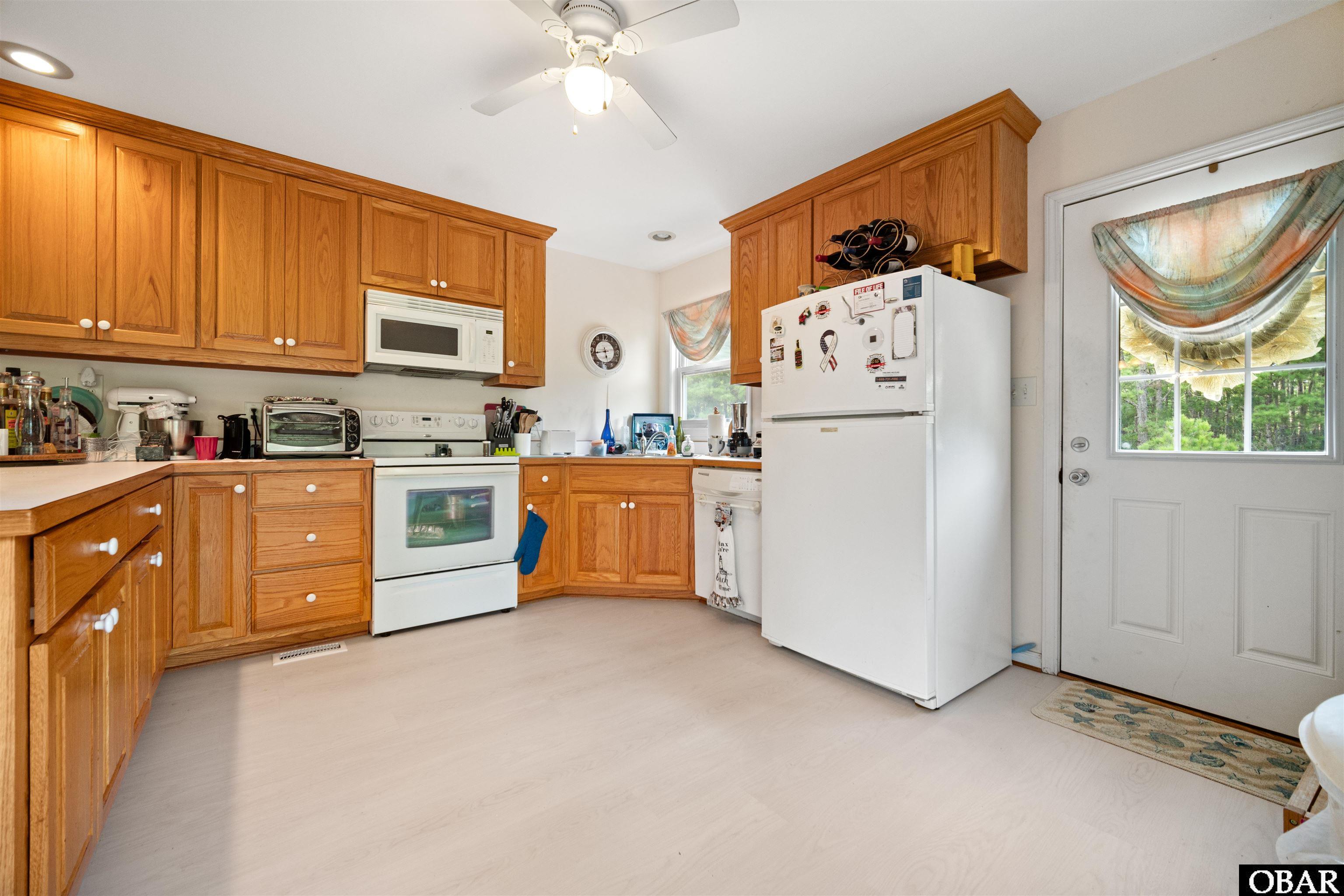2360 Ocean Pearl Road, Corolla, NC 27927, 4 Bedrooms Bedrooms, ,2 BathroomsBathrooms,Residential,For sale,Ocean Pearl Road,126843