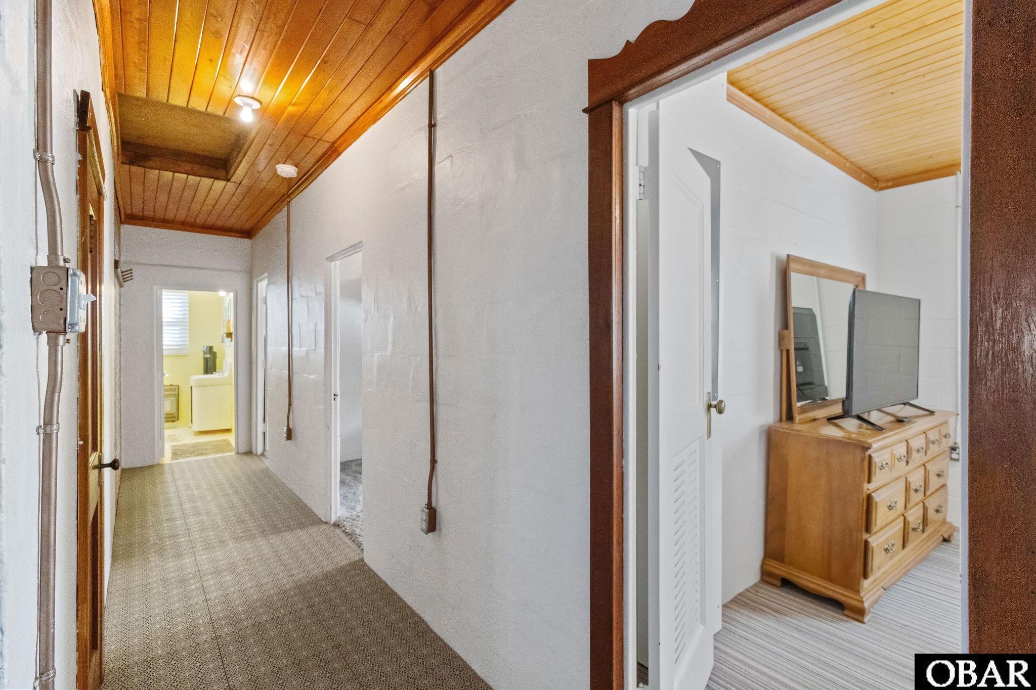 123 Water Street, Point Harbor, NC 27964, 3 Bedrooms Bedrooms, ,1 BathroomBathrooms,Residential,For sale,Water Street,126851
