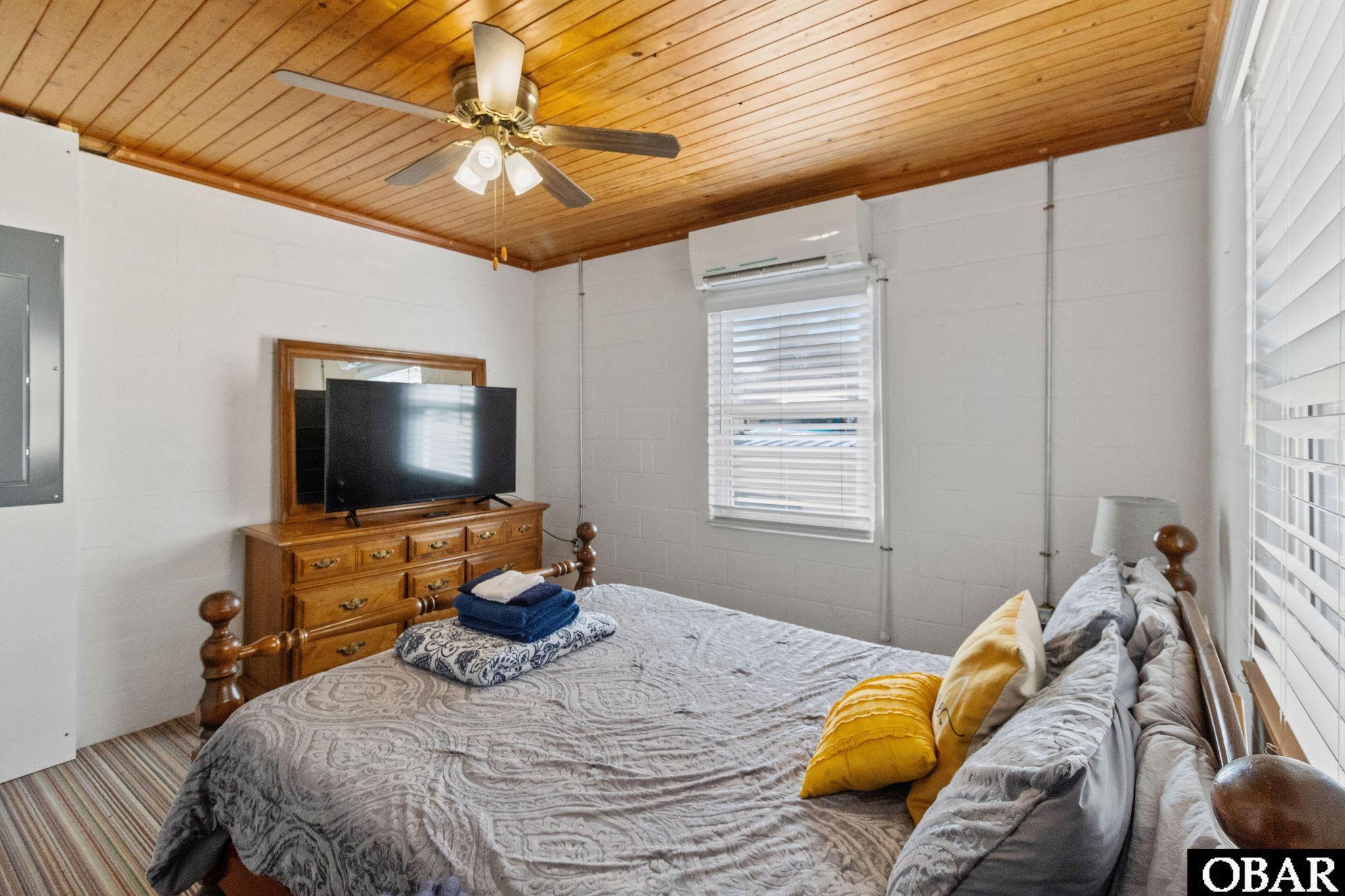123 Water Street, Point Harbor, NC 27964, 3 Bedrooms Bedrooms, ,1 BathroomBathrooms,Residential,For sale,Water Street,126851