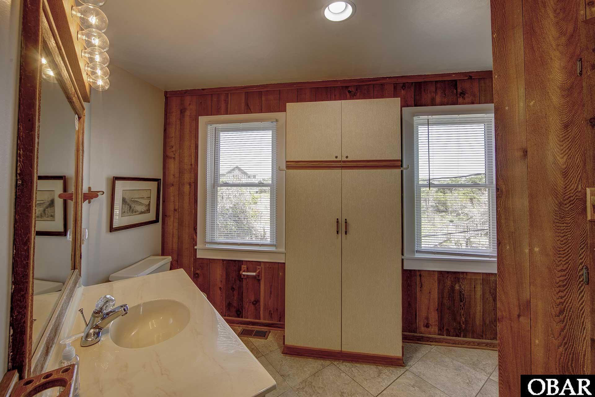 41873 Ocean View Drive, Avon, NC 27915, 4 Bedrooms Bedrooms, ,3 BathroomsBathrooms,Residential,For sale,Ocean View Drive,126902