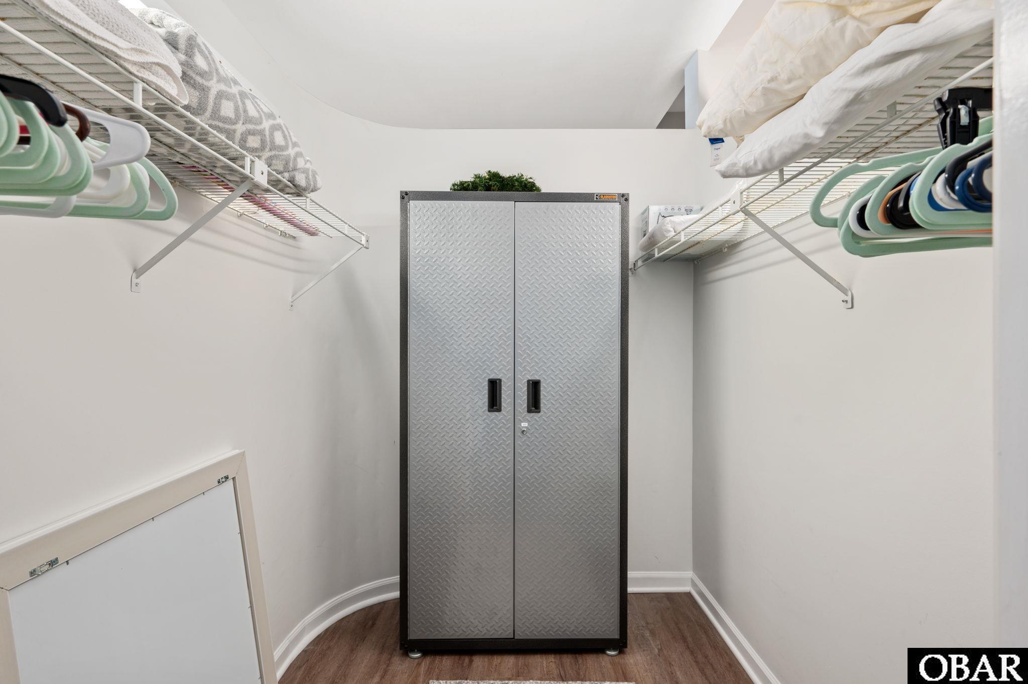 1601 Virginia Dare Trail, Kill Devil Hills, NC 27948, 3 Bedrooms Bedrooms, ,2 BathroomsBathrooms,Residential,For sale,Virginia Dare Trail,126928