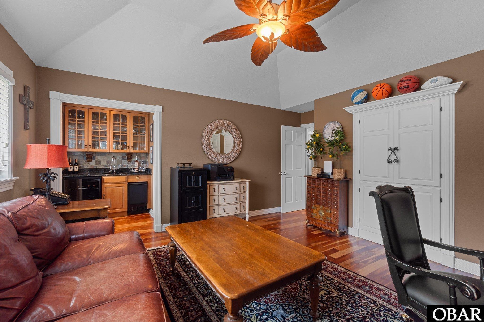 105 Mill Point, Kitty Hawk, NC 27949, 5 Bedrooms Bedrooms, ,4 BathroomsBathrooms,Residential,For sale,Mill Point,126943