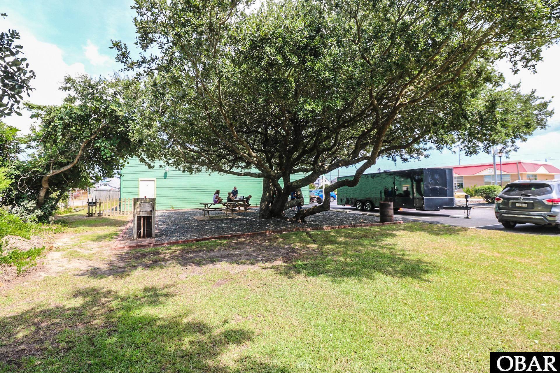 1808 Croatan Highway, Kill Devil Hills, NC 27948, ,Commercial/industrial,For sale,Croatan Highway,126966