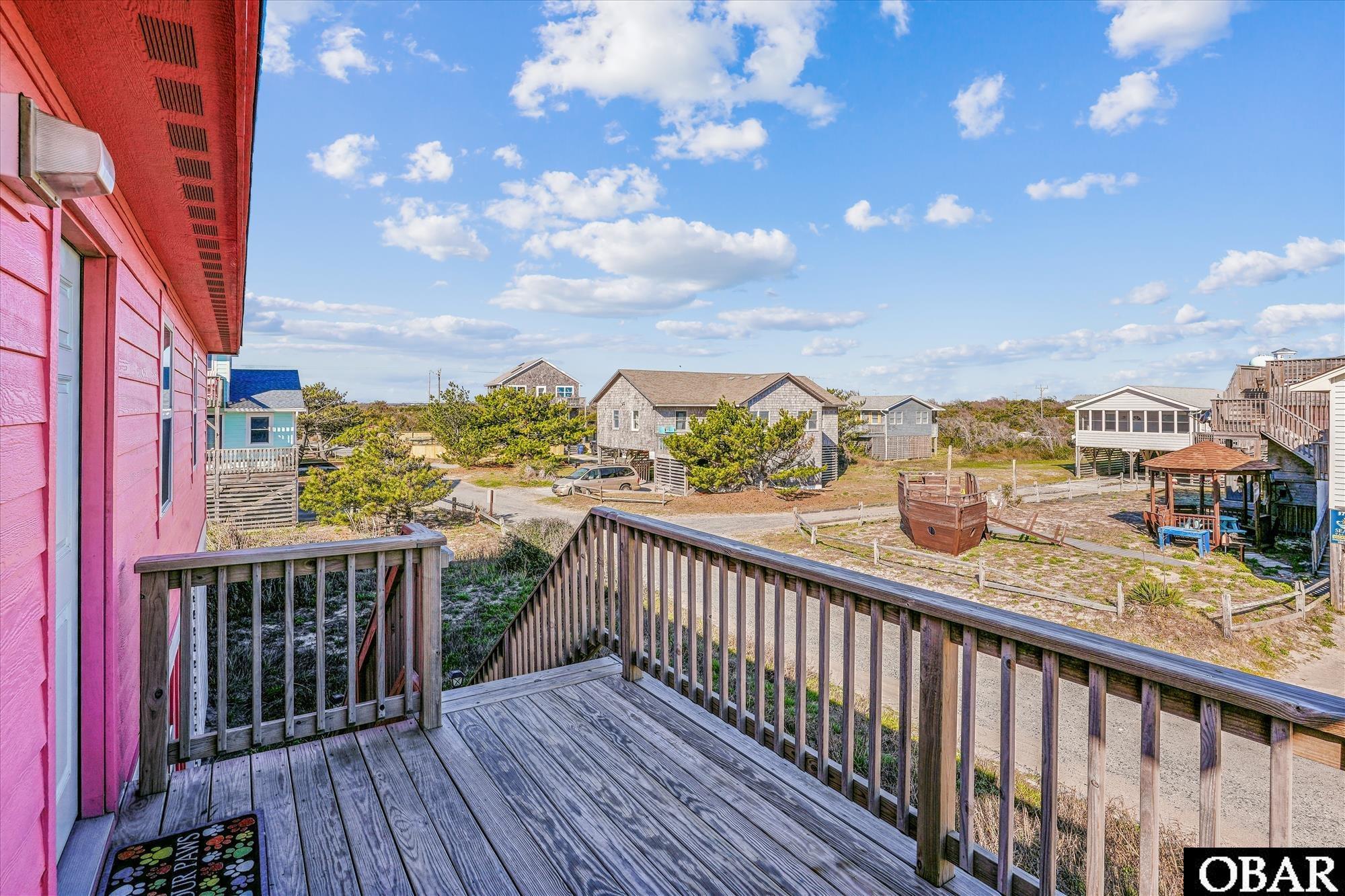 10025-C Pelican Street, Nags Head, NC 27959, 3 Bedrooms Bedrooms, ,2 BathroomsBathrooms,Residential,For sale,Pelican Street,126970