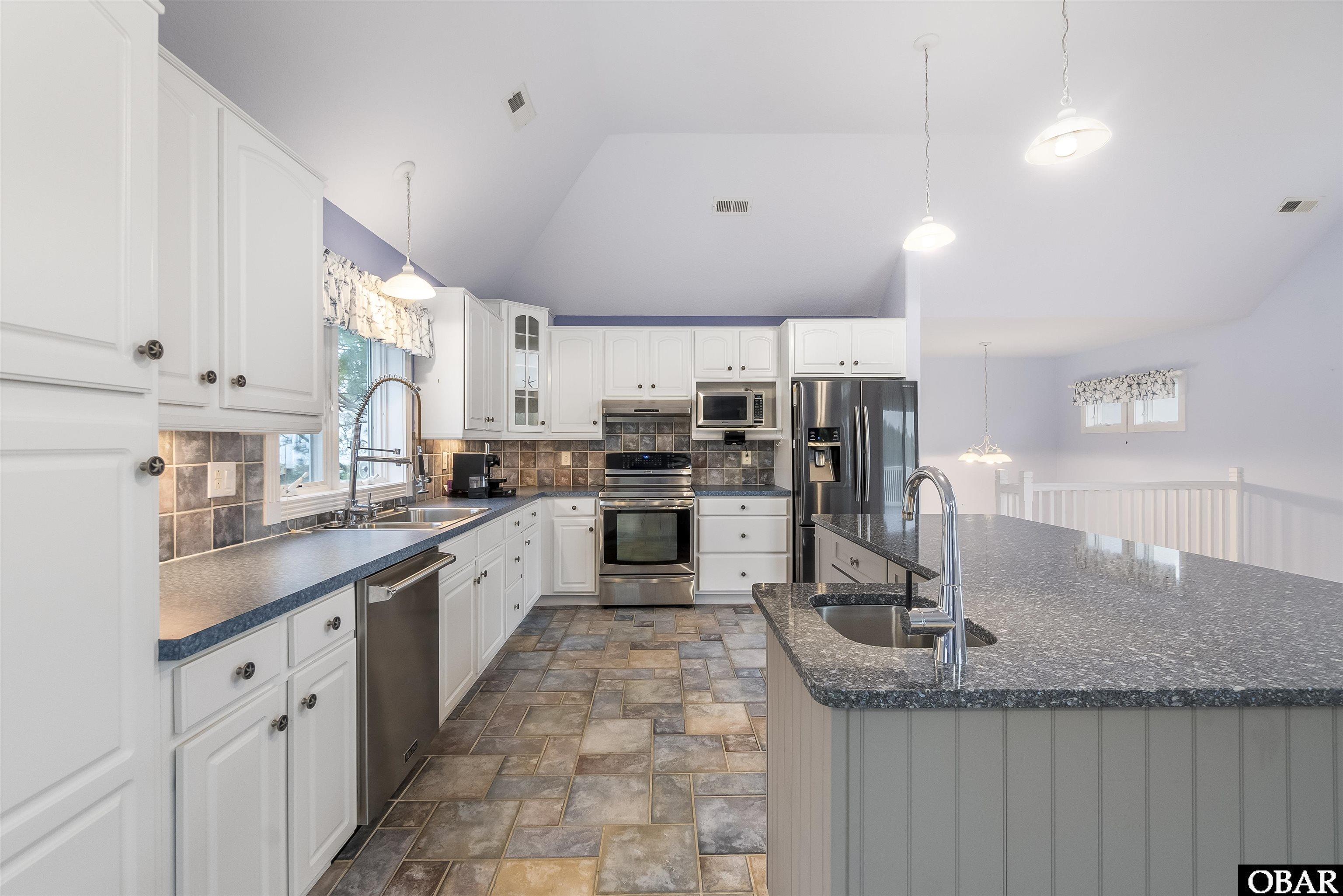 127 Crooked Back Loop, Southern Shores, NC 27949, 4 Bedrooms Bedrooms, ,3 BathroomsBathrooms,Residential,For sale,Crooked Back Loop,126971
