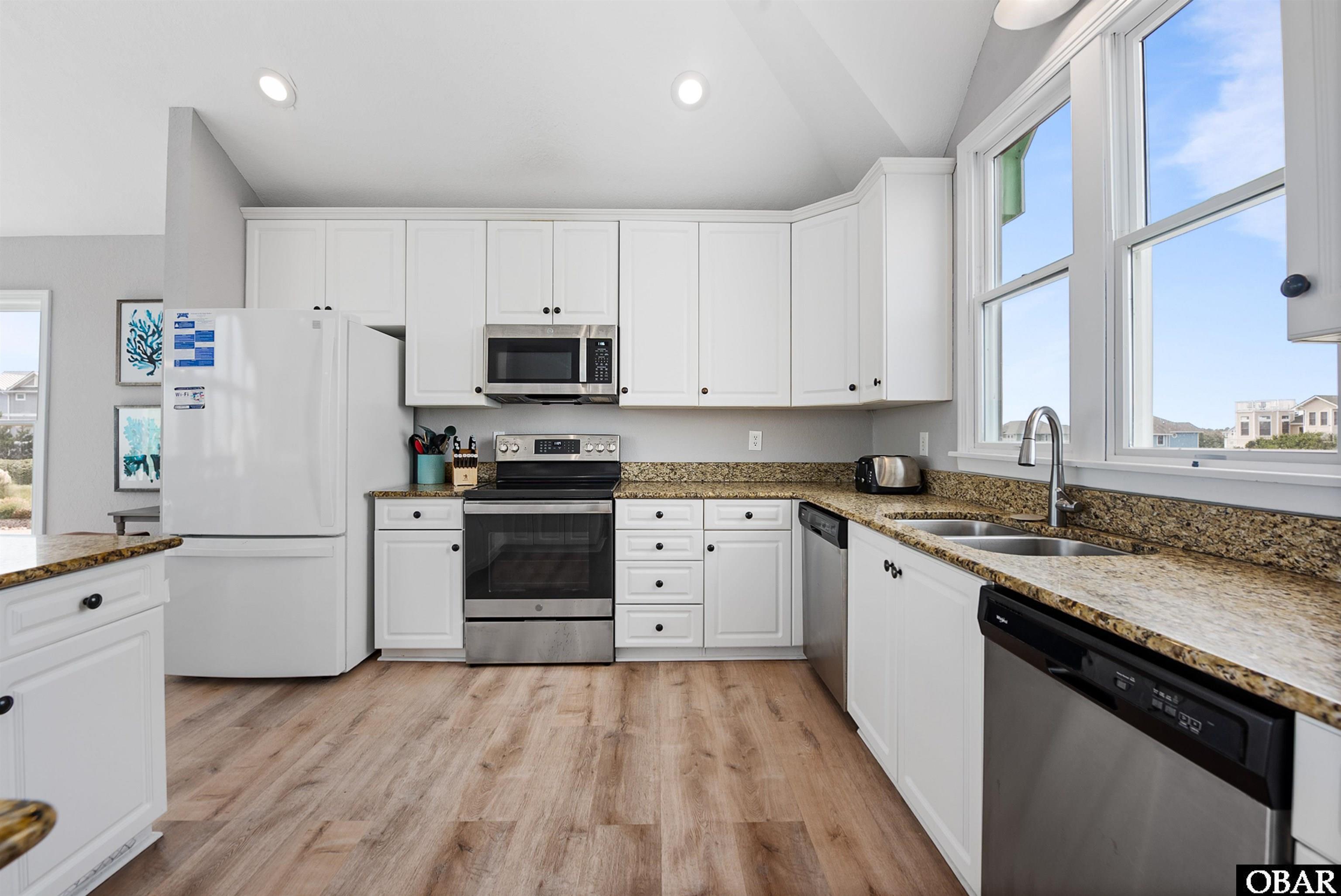 922 Lighthouse Drive, Corolla, NC 27927, 8 Bedrooms Bedrooms, ,7 BathroomsBathrooms,Residential,For sale,Lighthouse Drive,126983