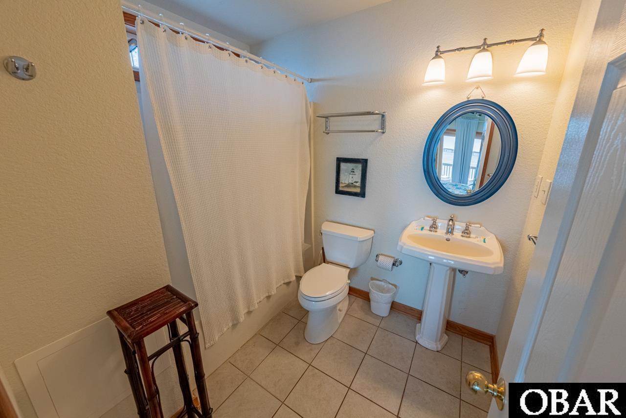 23047 Banzai Landing, Rodanthe, NC 27968, 6 Bedrooms Bedrooms, ,5 BathroomsBathrooms,Residential,For sale,Banzai Landing,126986